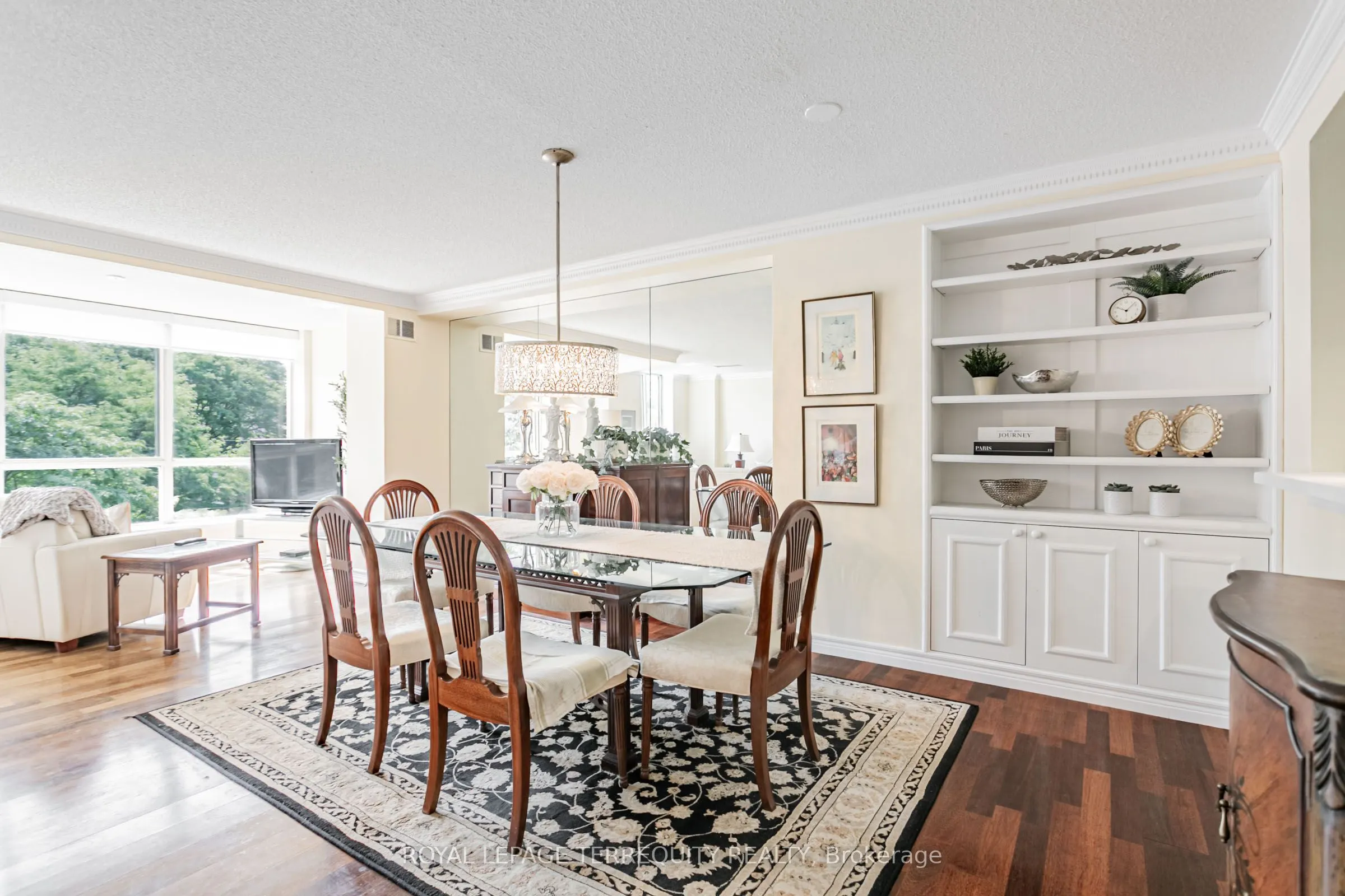 225 Davenport Road, #605