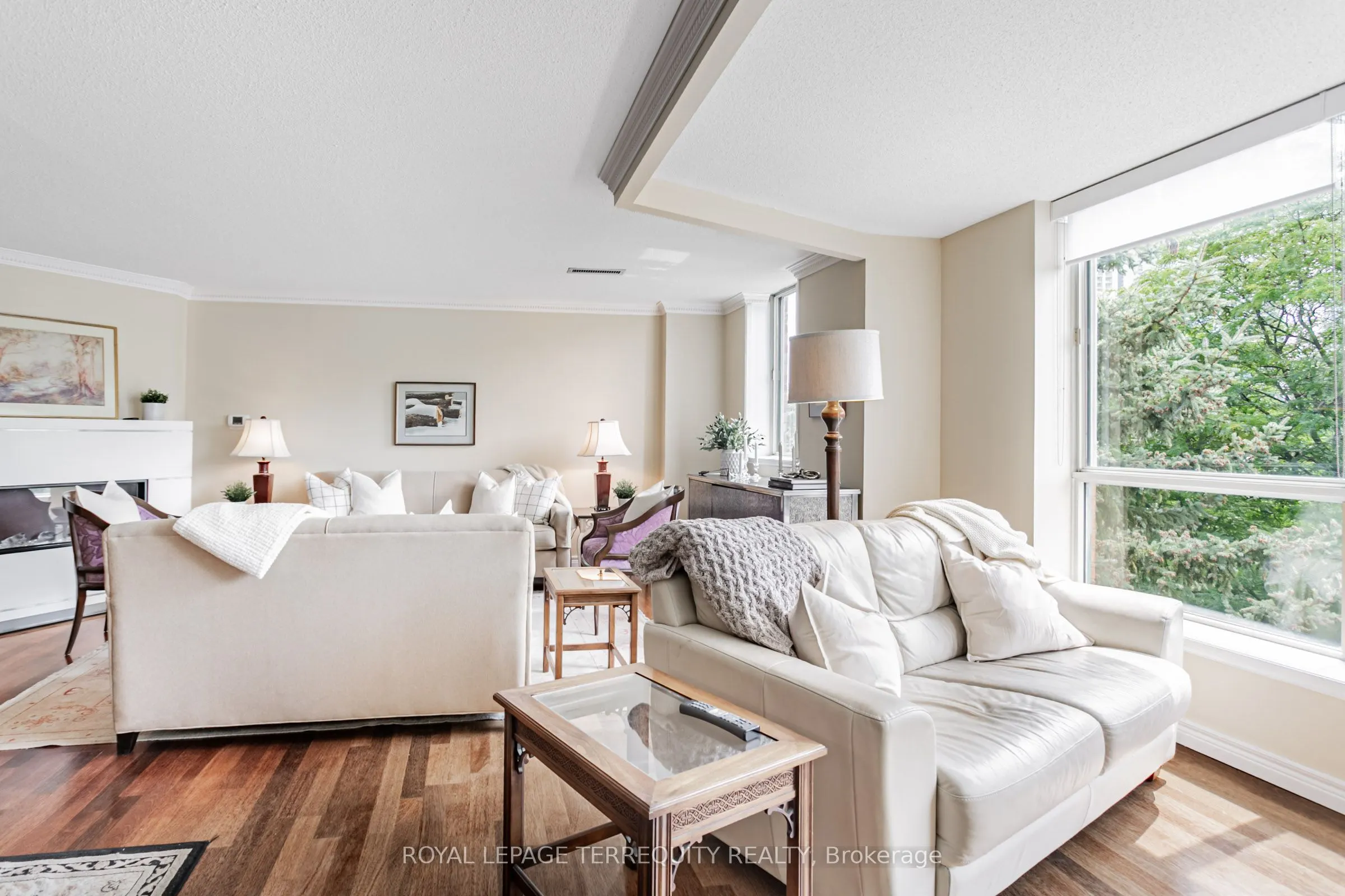 225 Davenport Road, #605