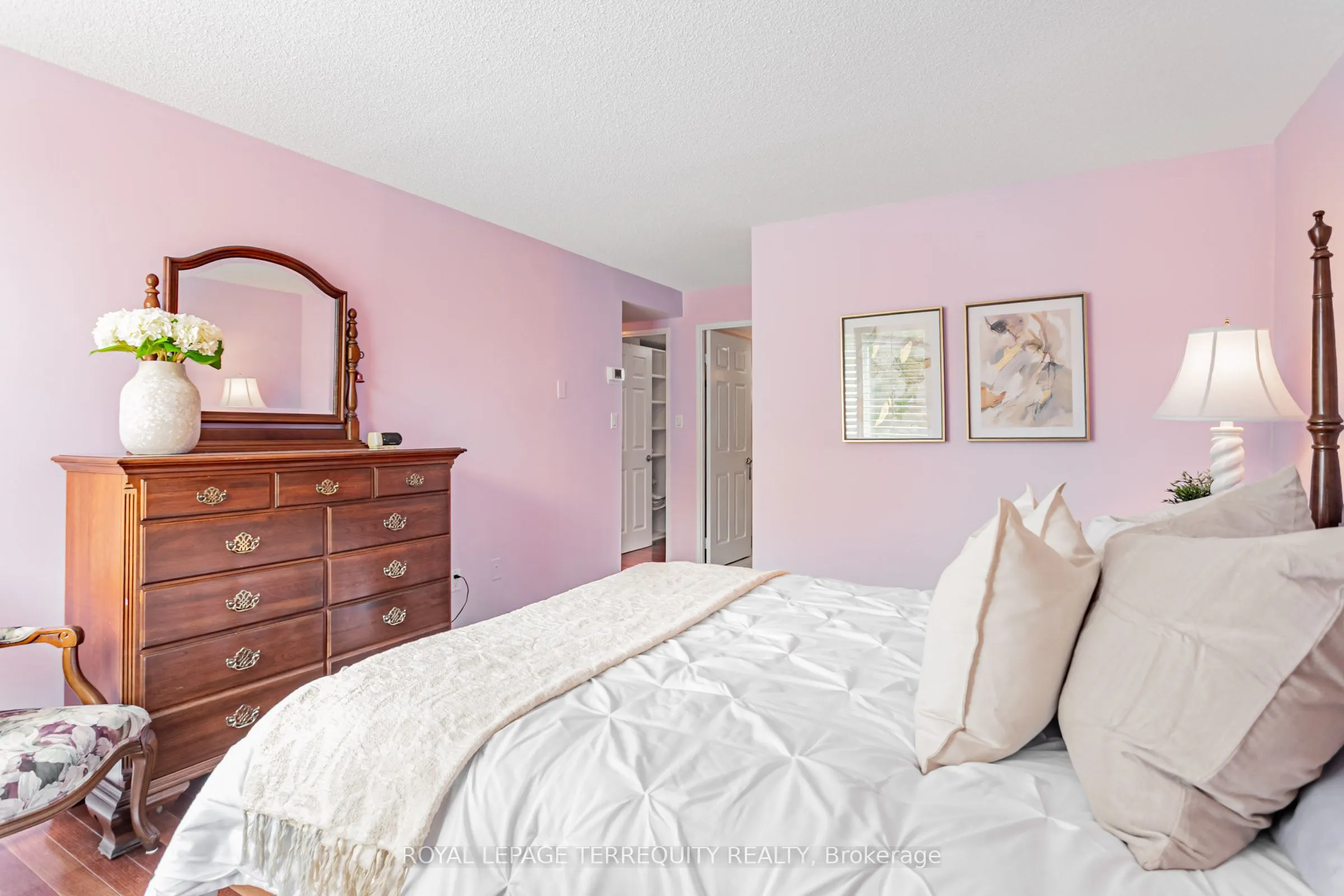 225 Davenport Road, #605