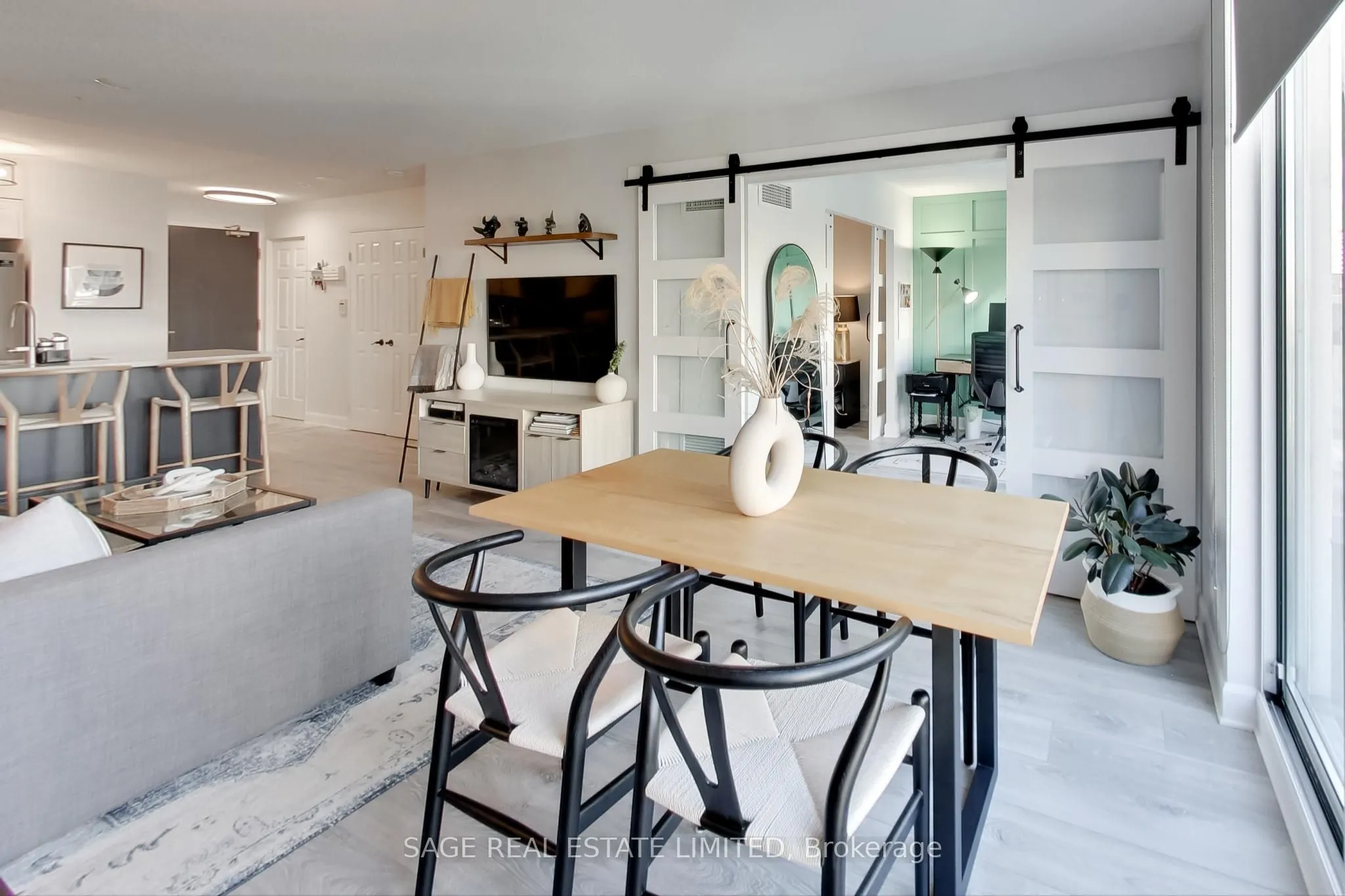 225 Merton Street, #610