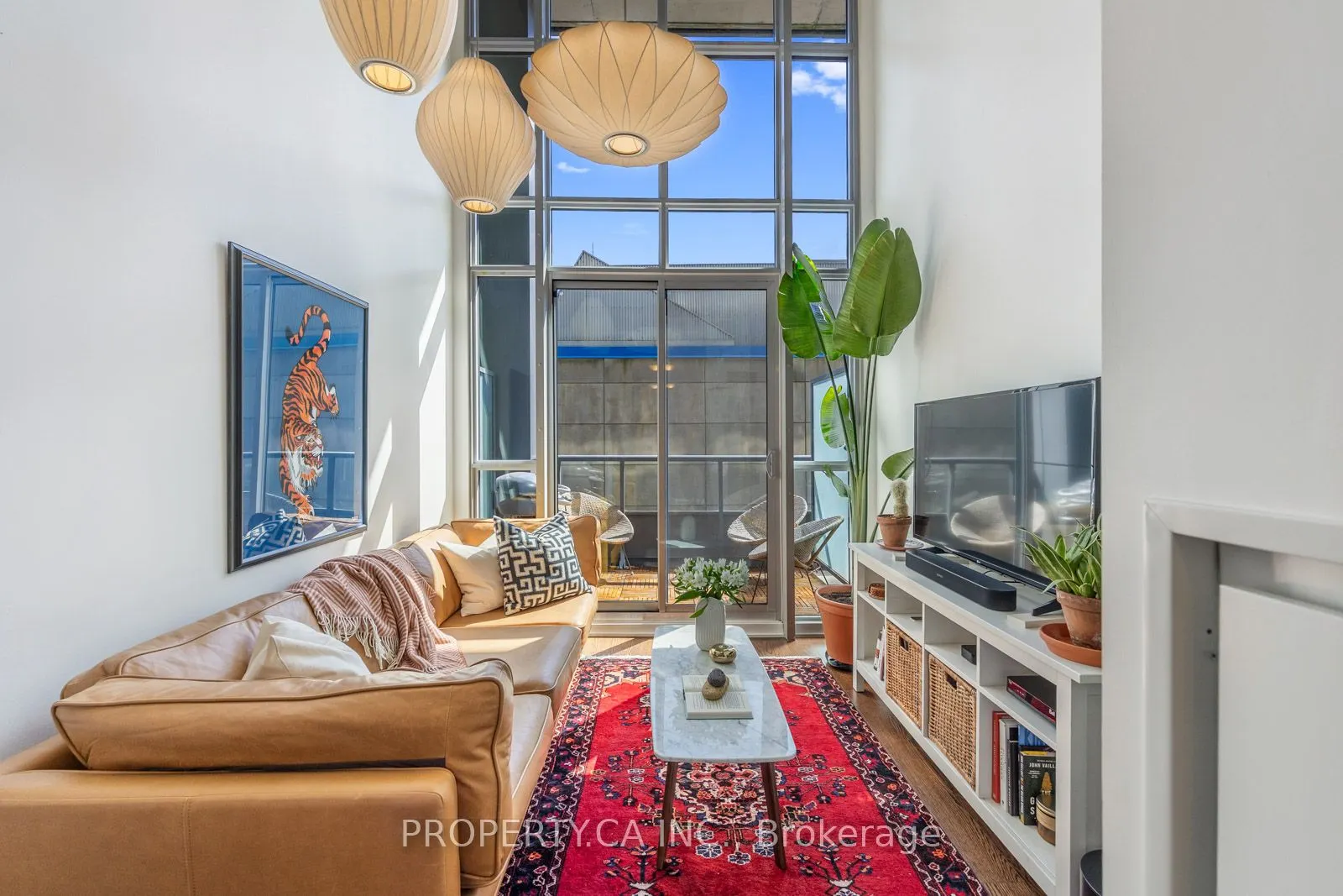 5 Hanna Avenue, #329