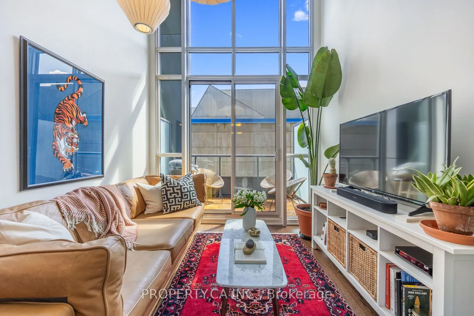 5 Hanna Avenue, #329