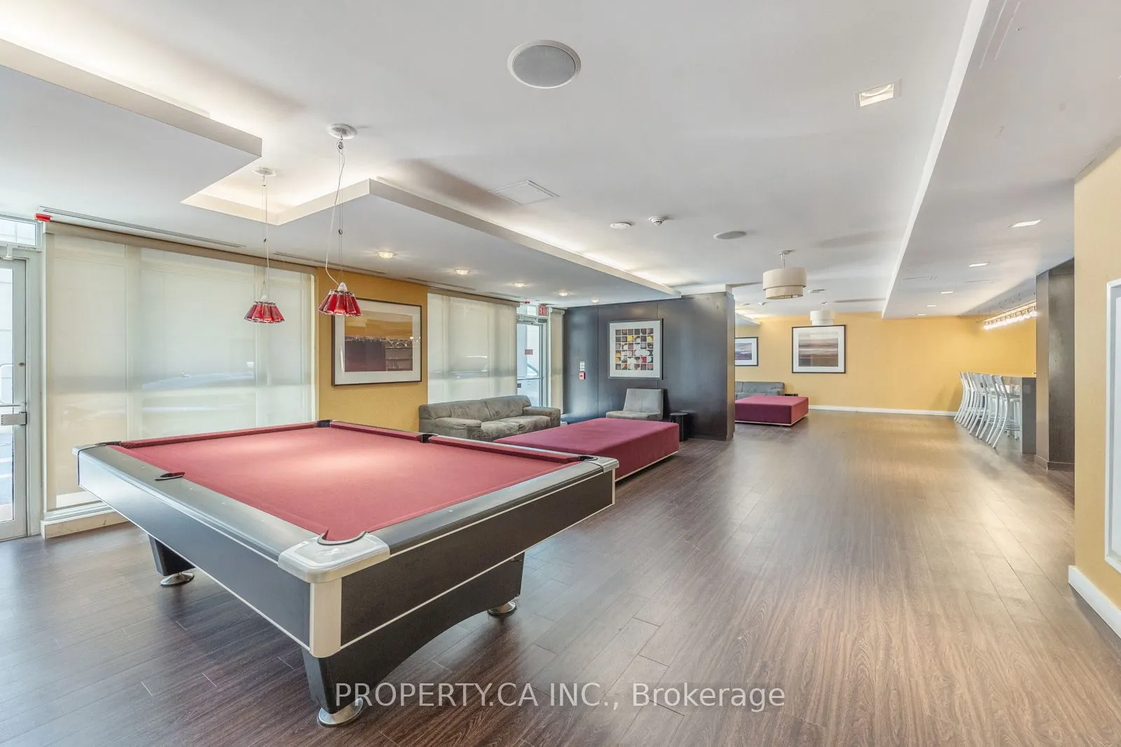 5 Hanna Avenue, #329