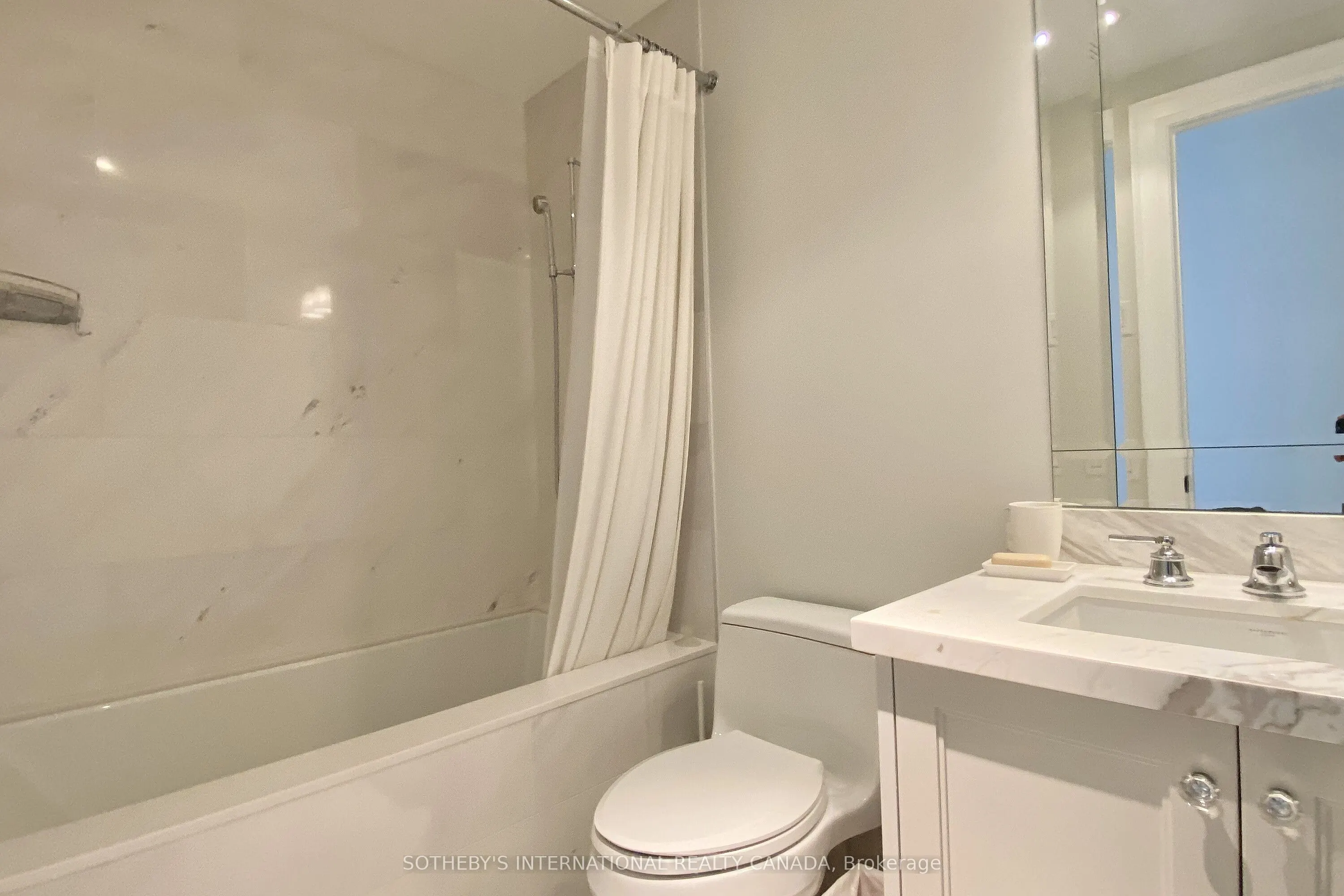 181 Davenport Road, #410