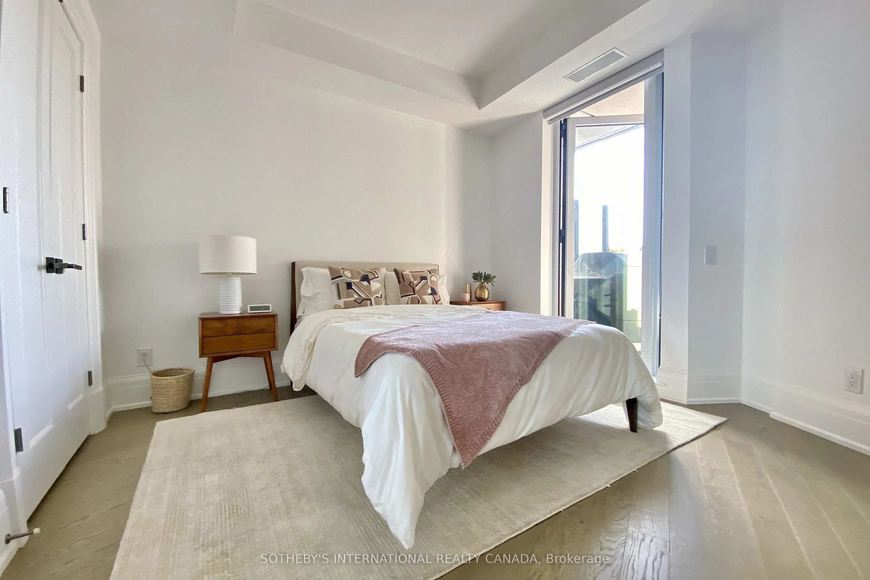 181 Davenport Road, #410