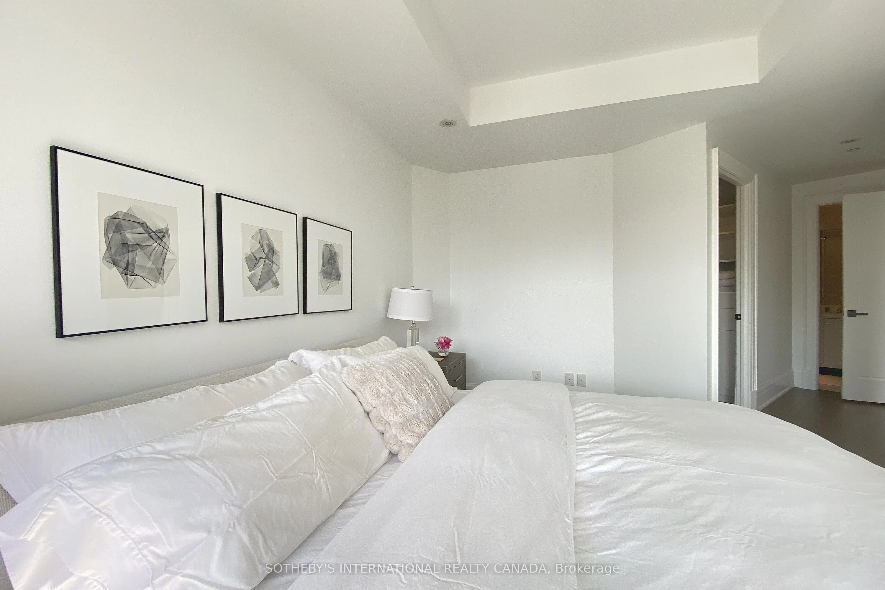 181 Davenport Road, #410