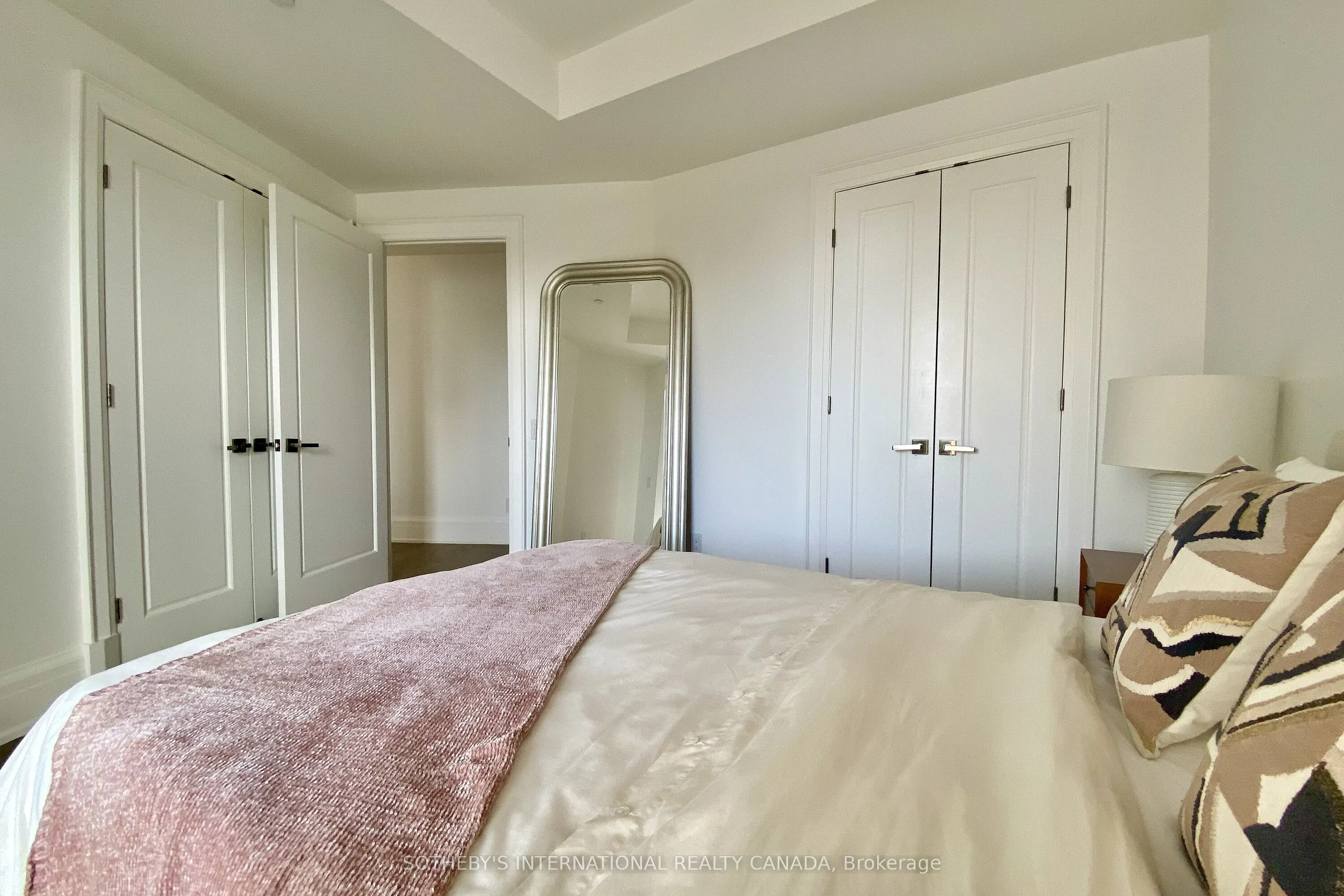 181 Davenport Road, #410