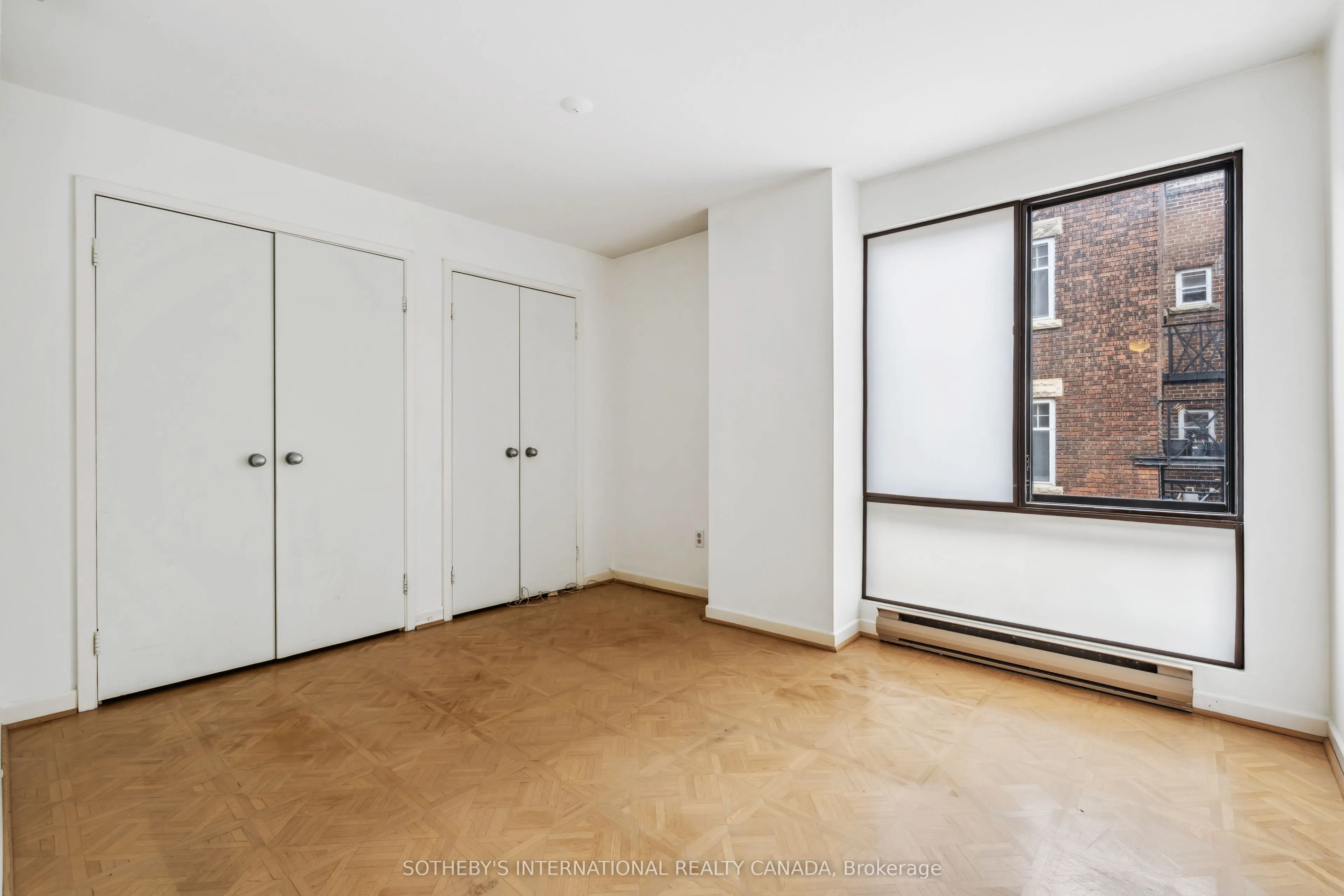 349 St Clair Avenue W, #301