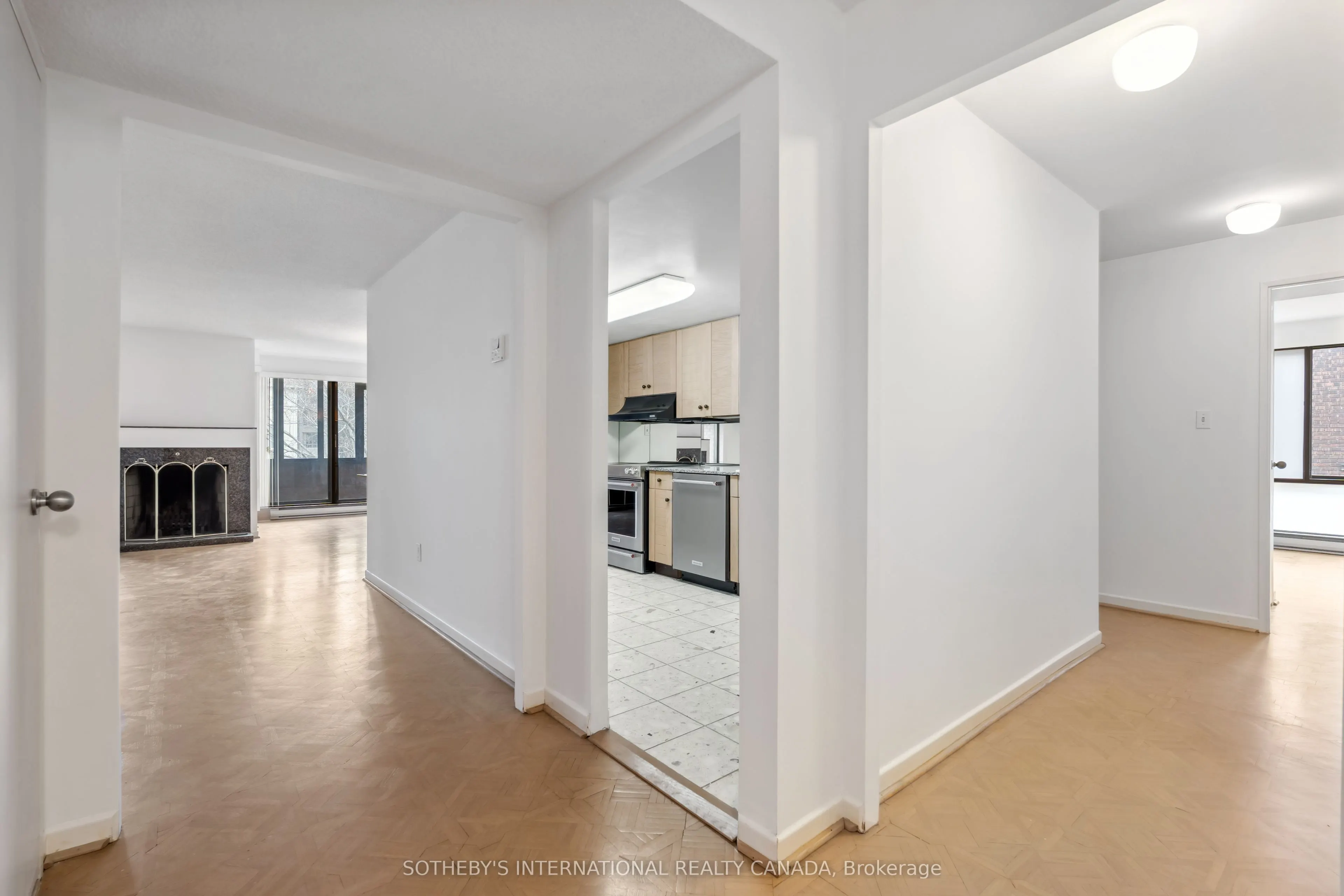 349 St Clair Avenue W, #301