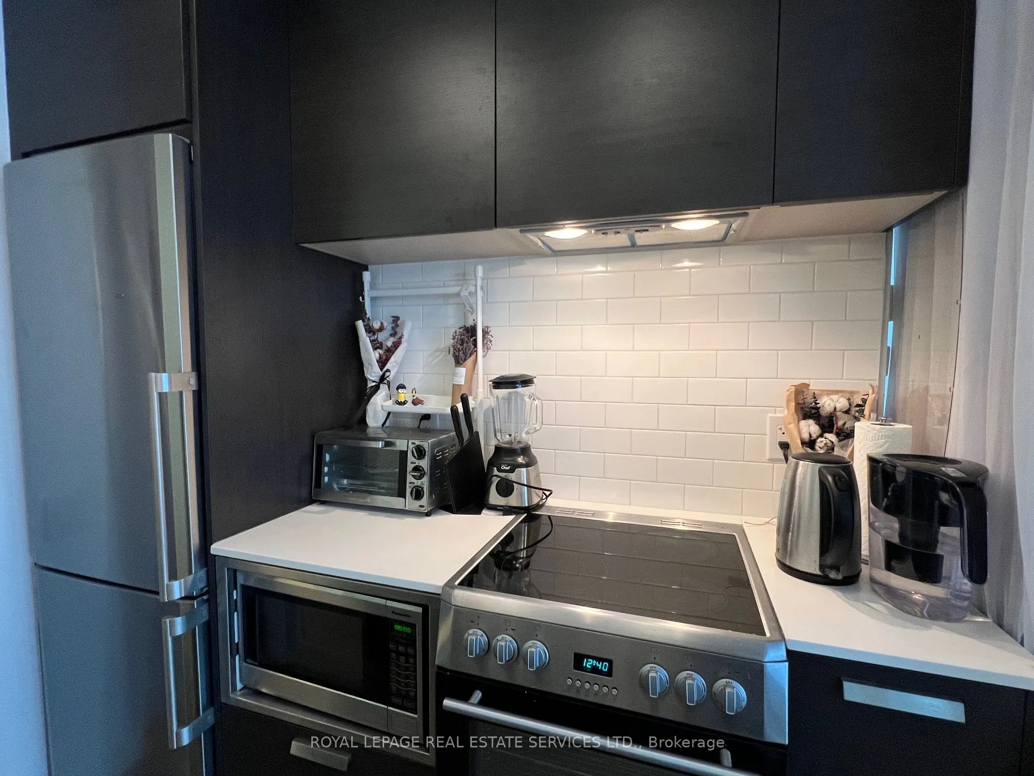 57 St Joseph Street, #806