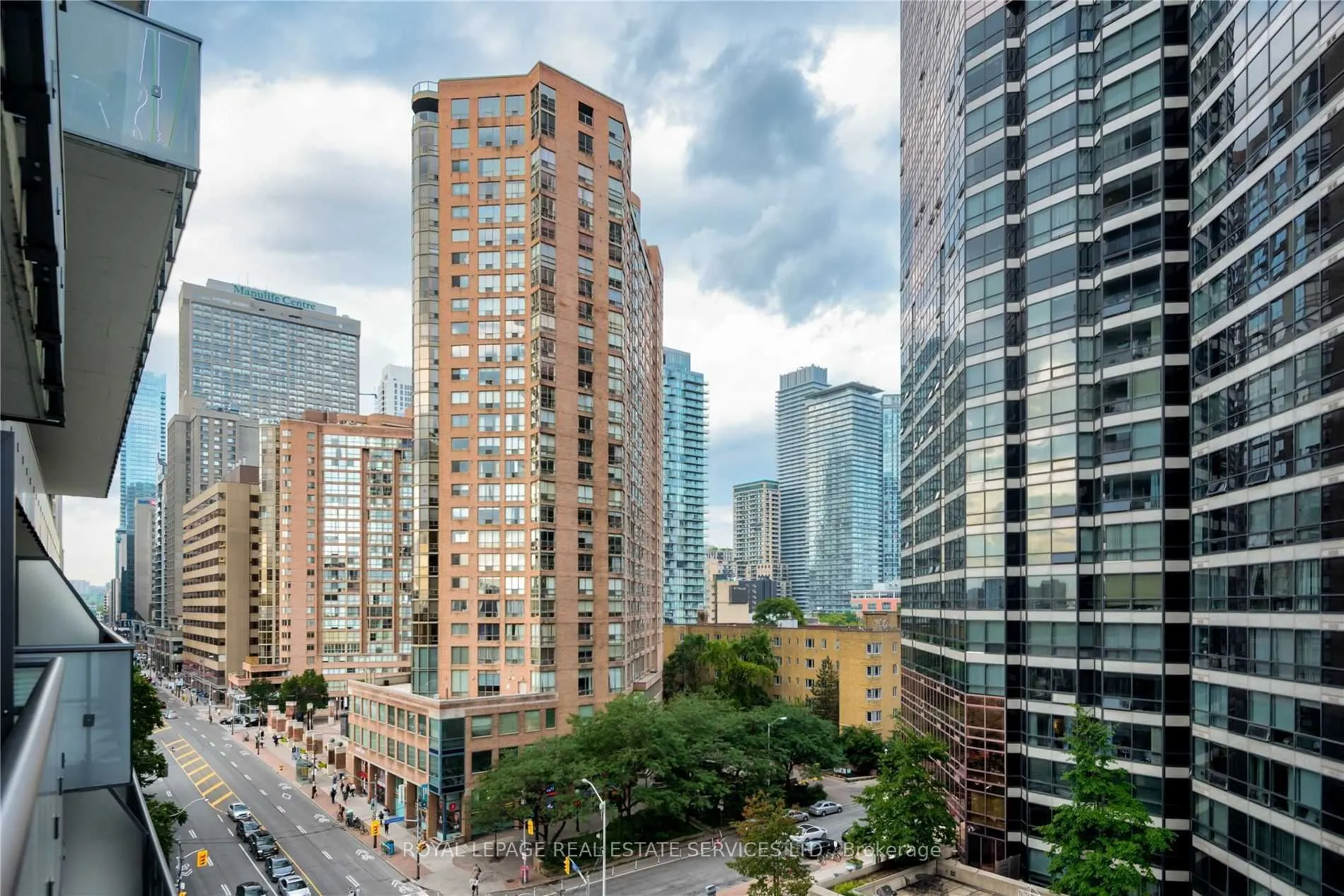 57 St Joseph Street, #806