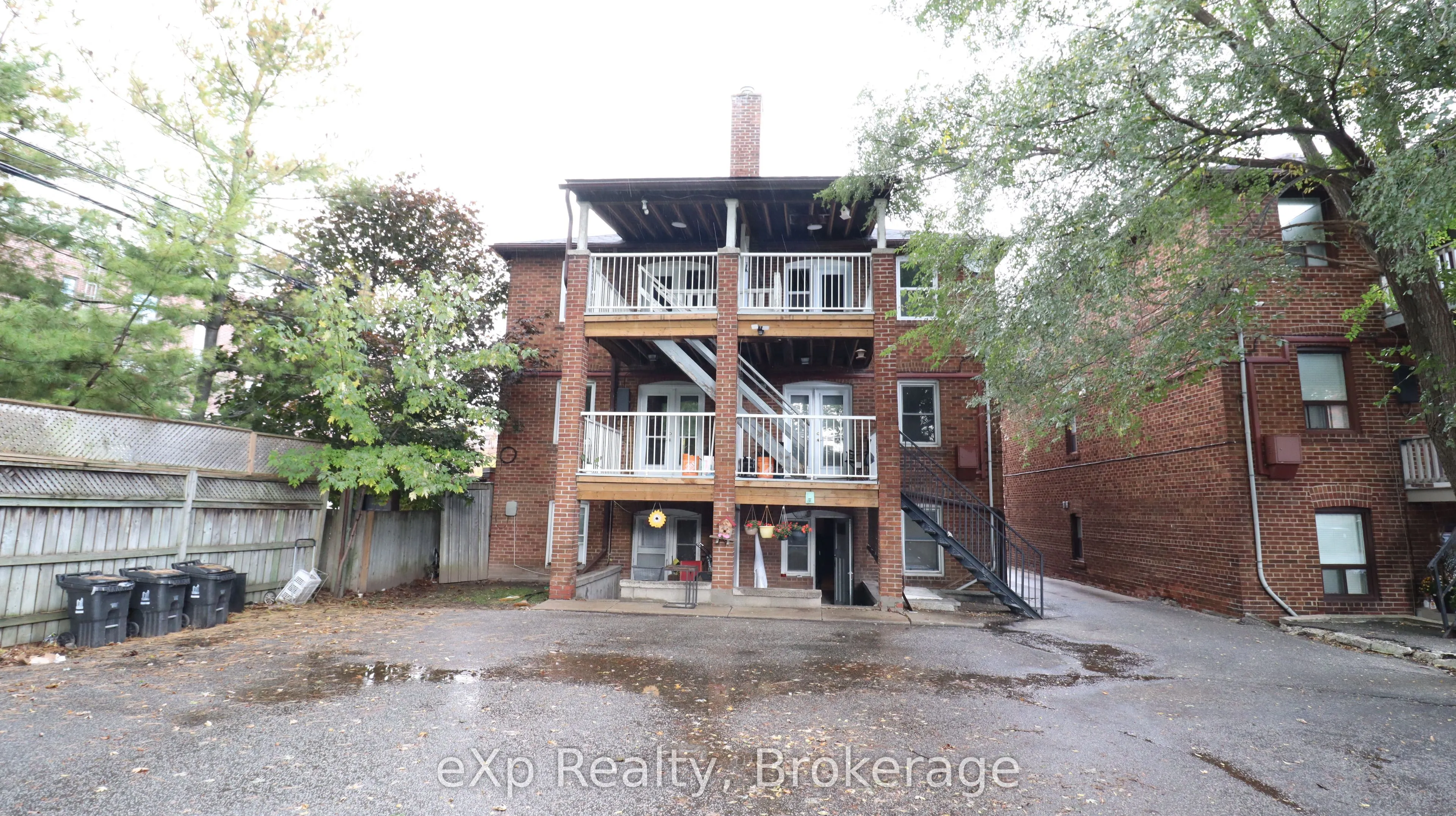 875 Millwood Road, #3B
