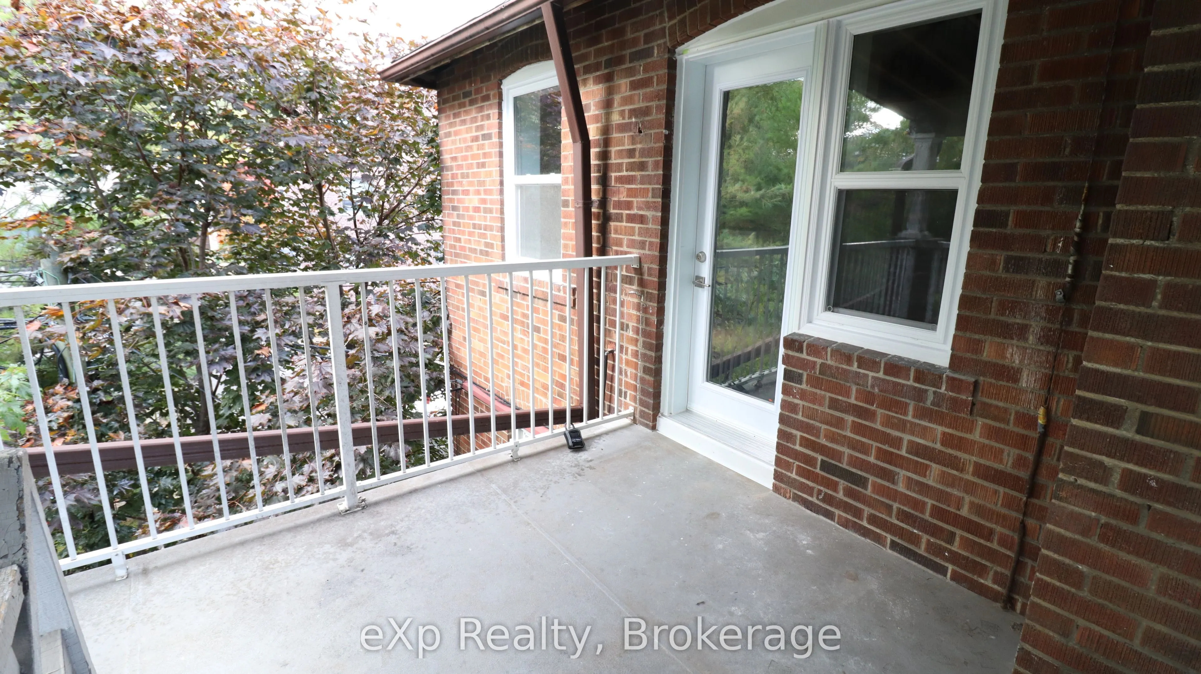 875 Millwood Road, #3B