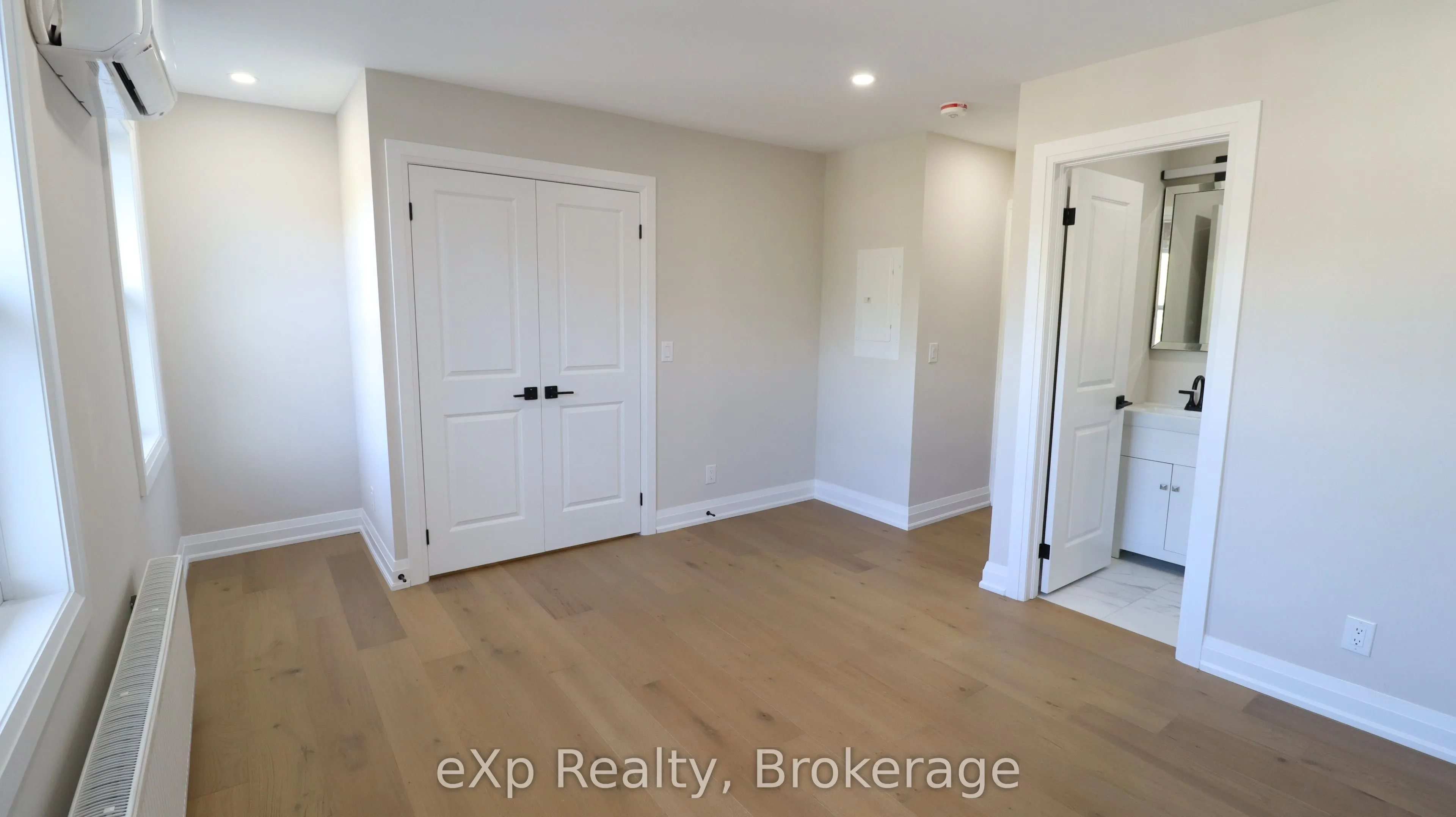 875 Millwood Road, #3B