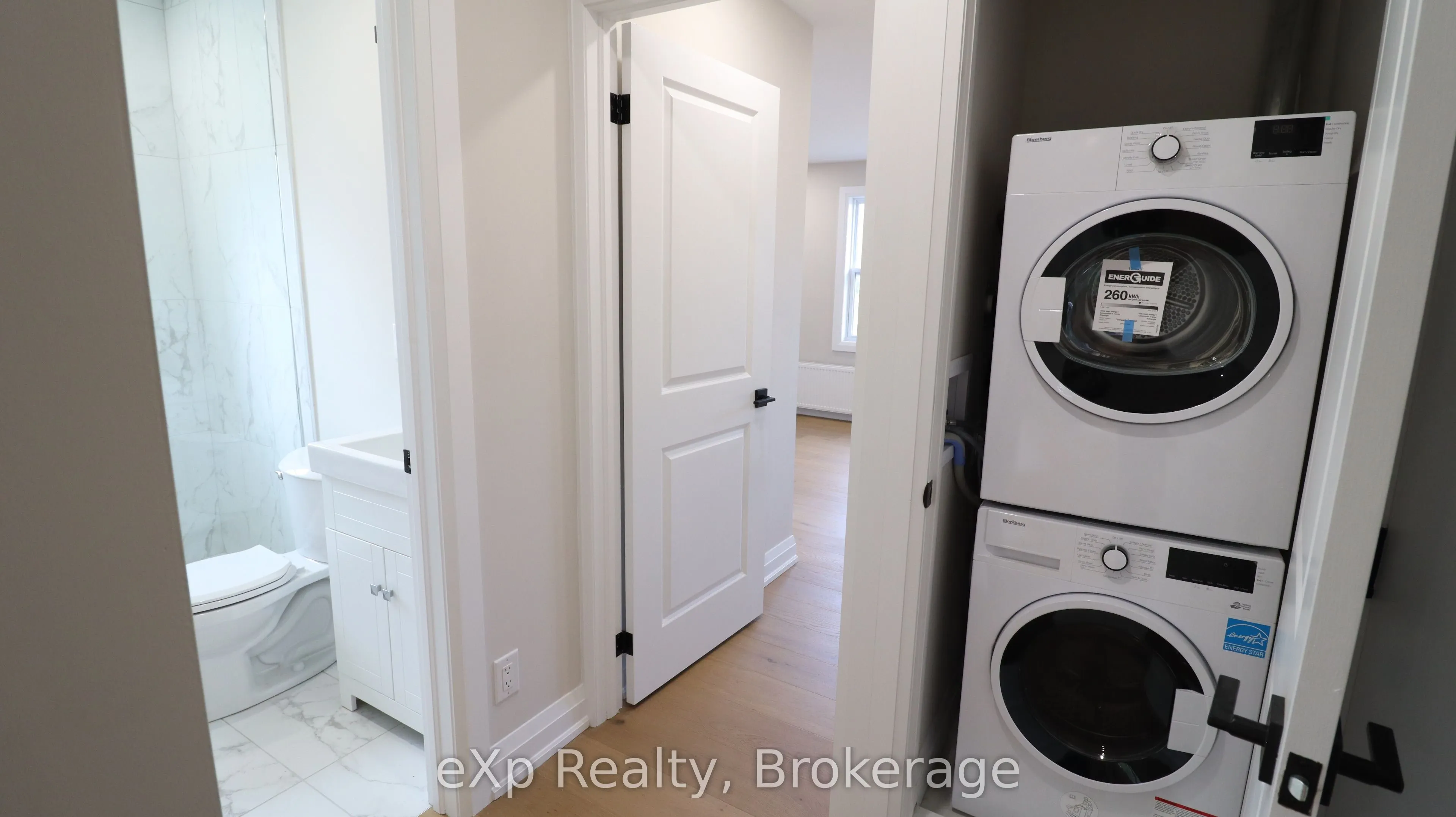 875 Millwood Road, #3B