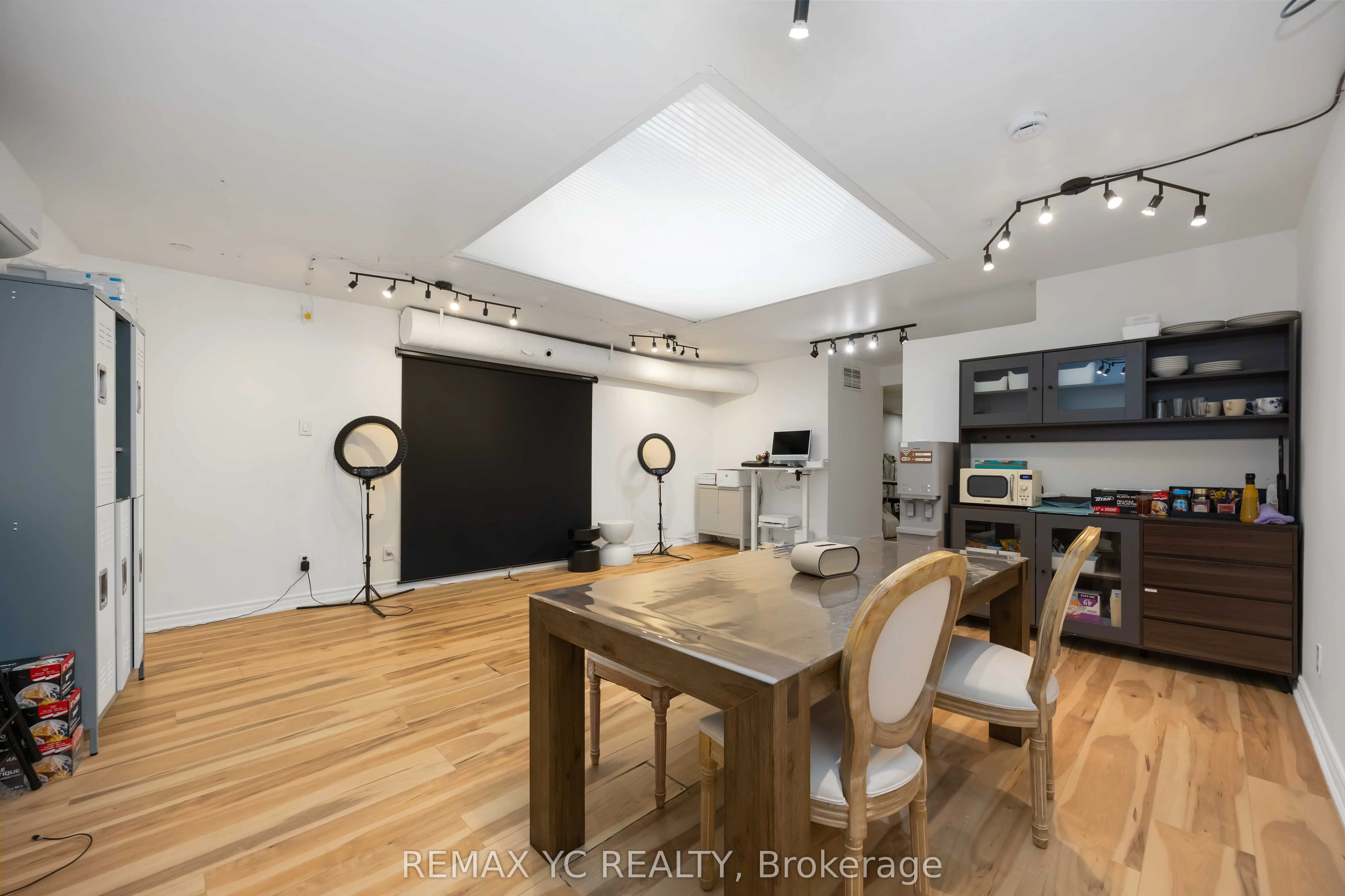 4864 Yonge Street, #2nd Floor