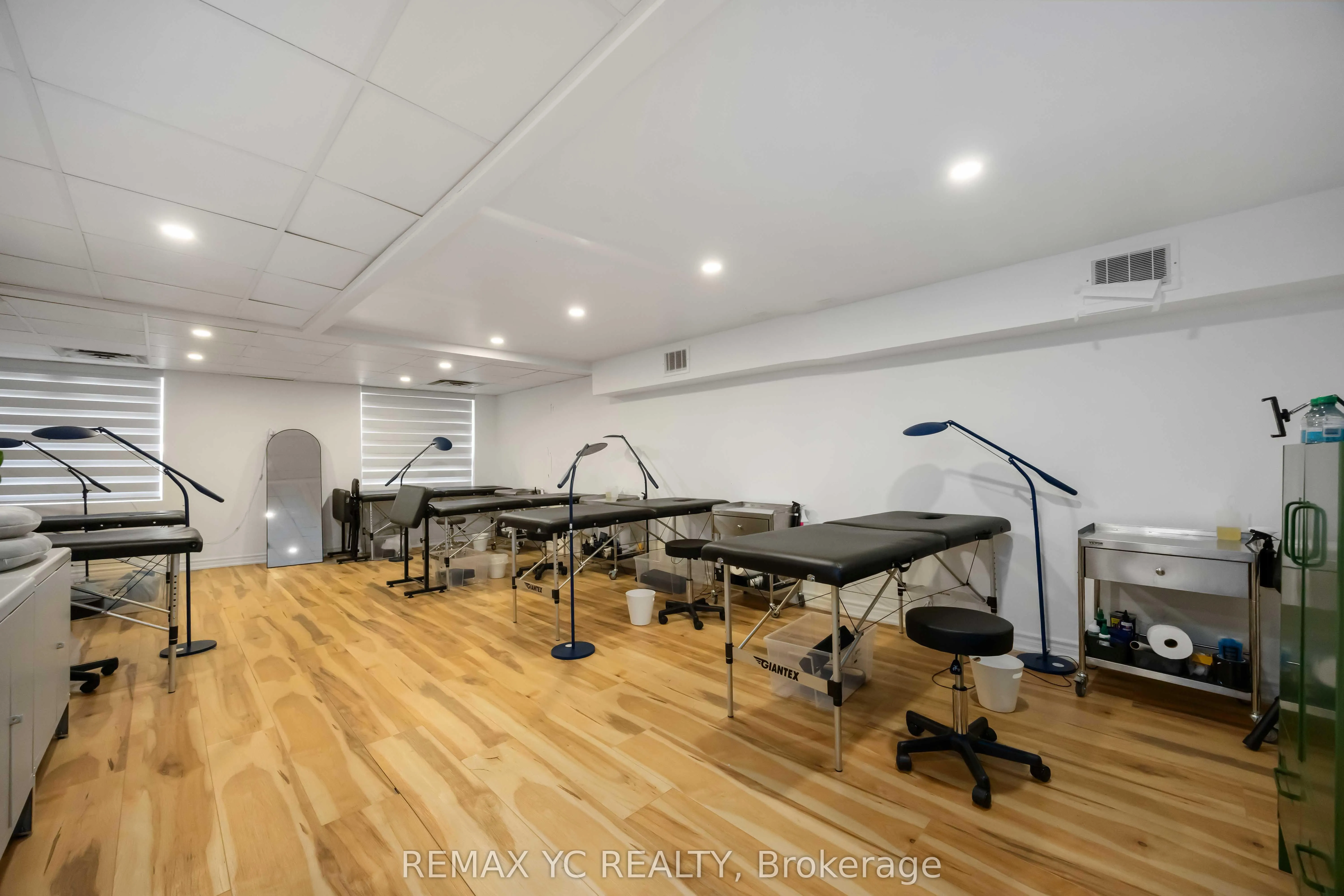 4864 Yonge Street, #2nd Floor