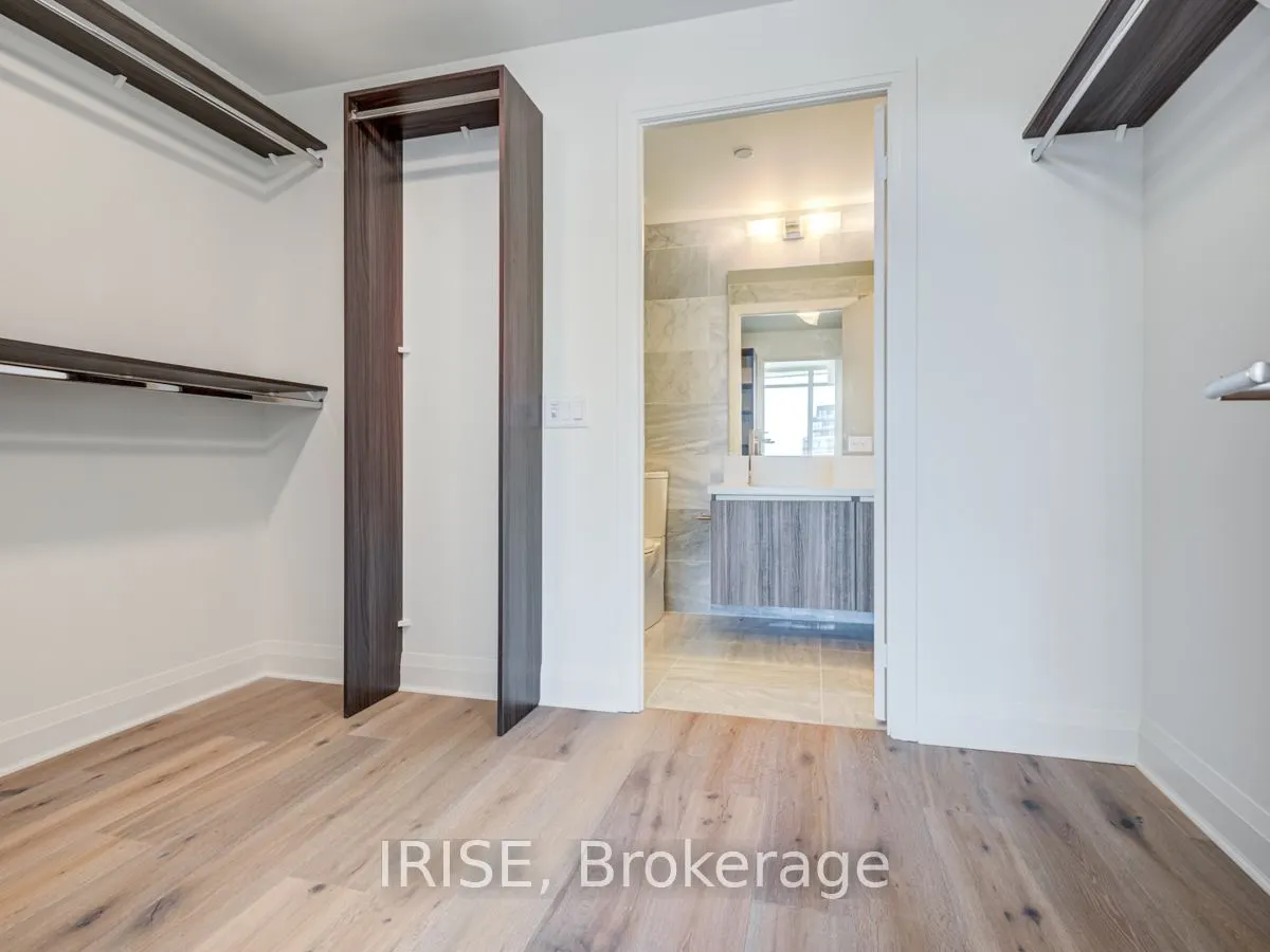 151 Avenue Road, #705