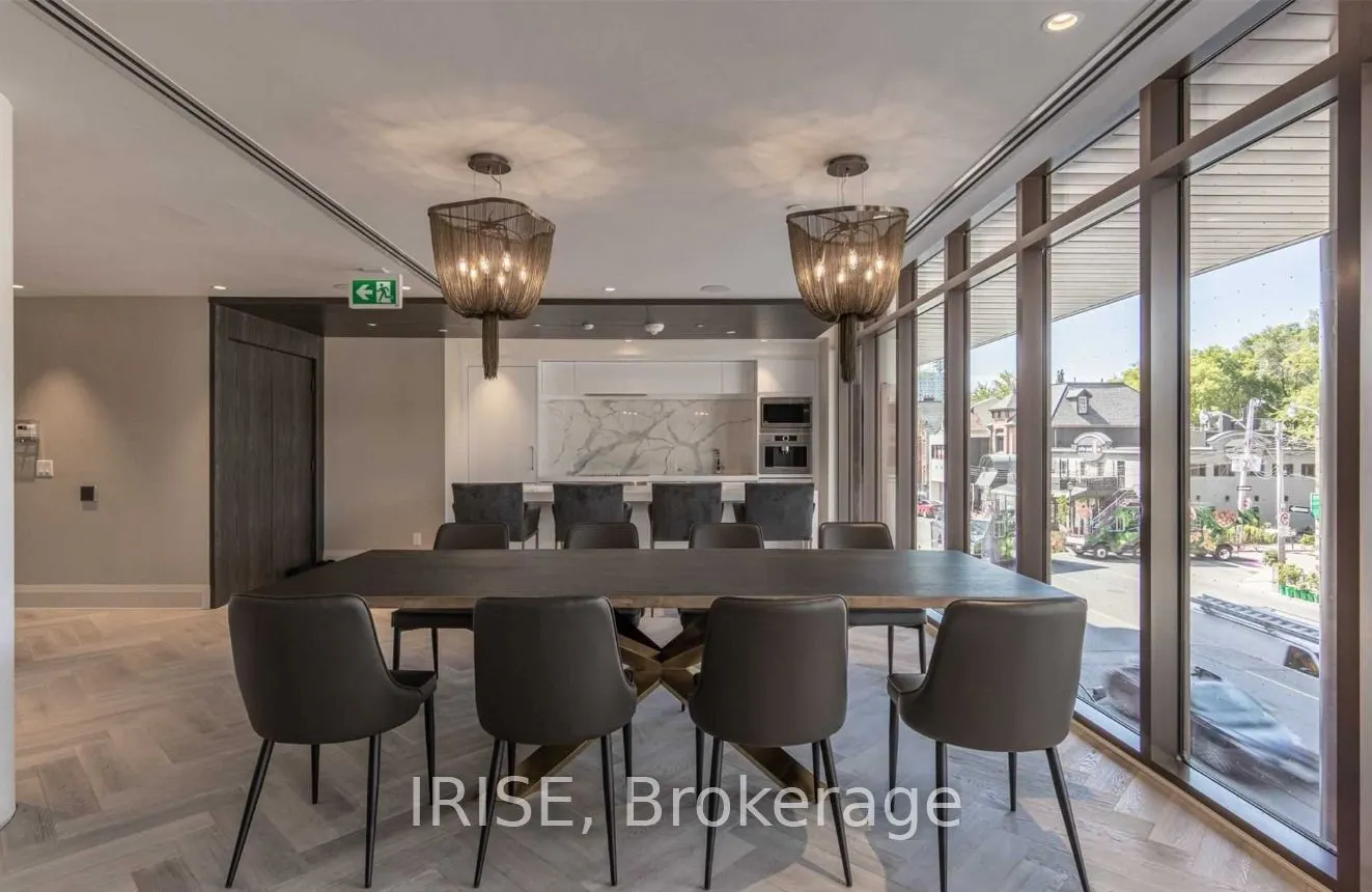 151 Avenue Road, #705