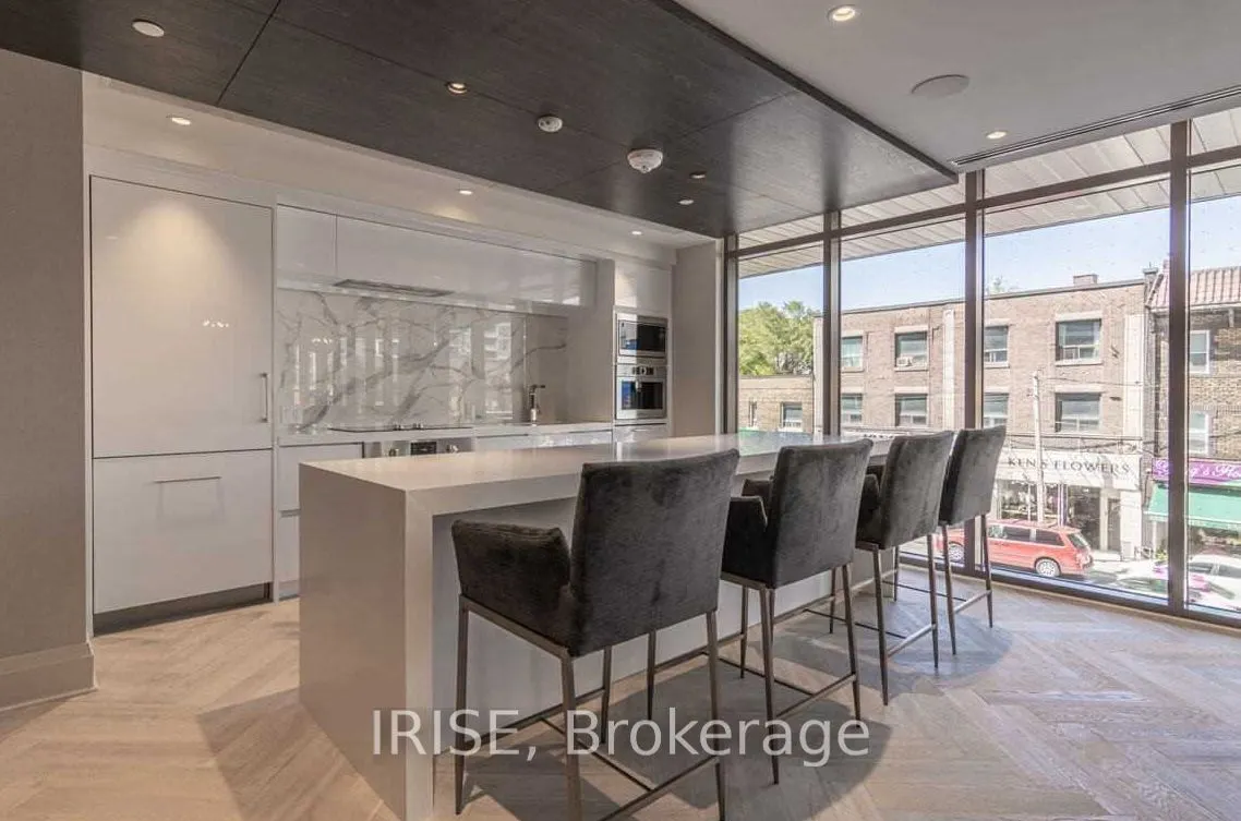 151 Avenue Road, #705