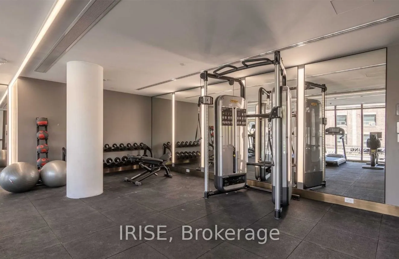 151 Avenue Road, #705