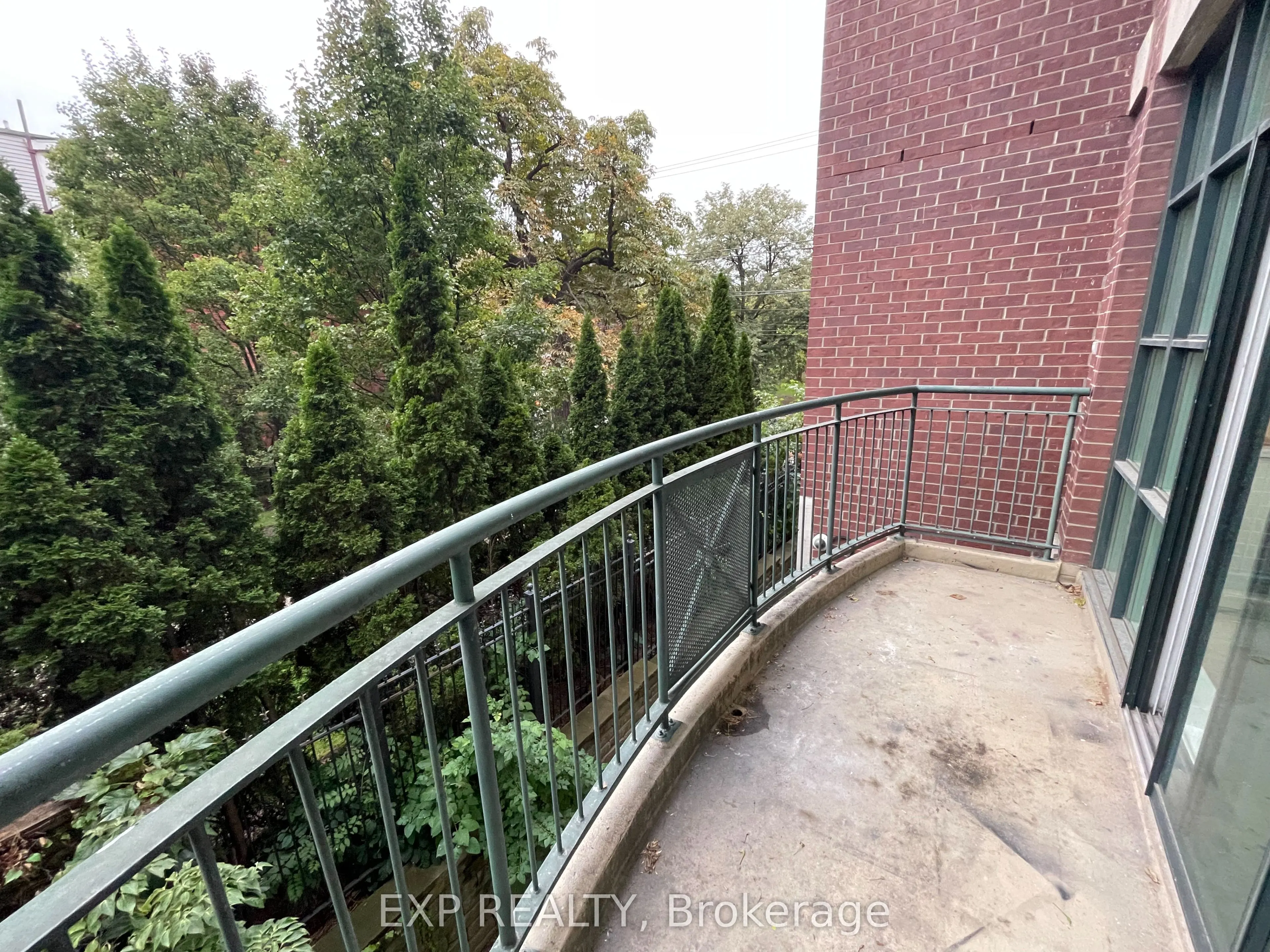 901 Queen Street W, #227