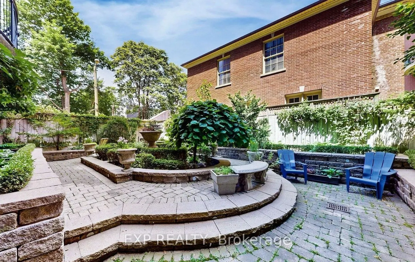 901 Queen Street W, #227