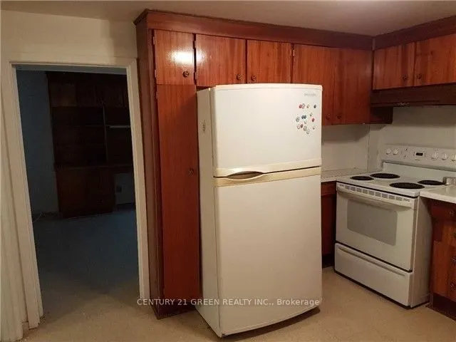 171 Kennard Avenue, #Bsmt