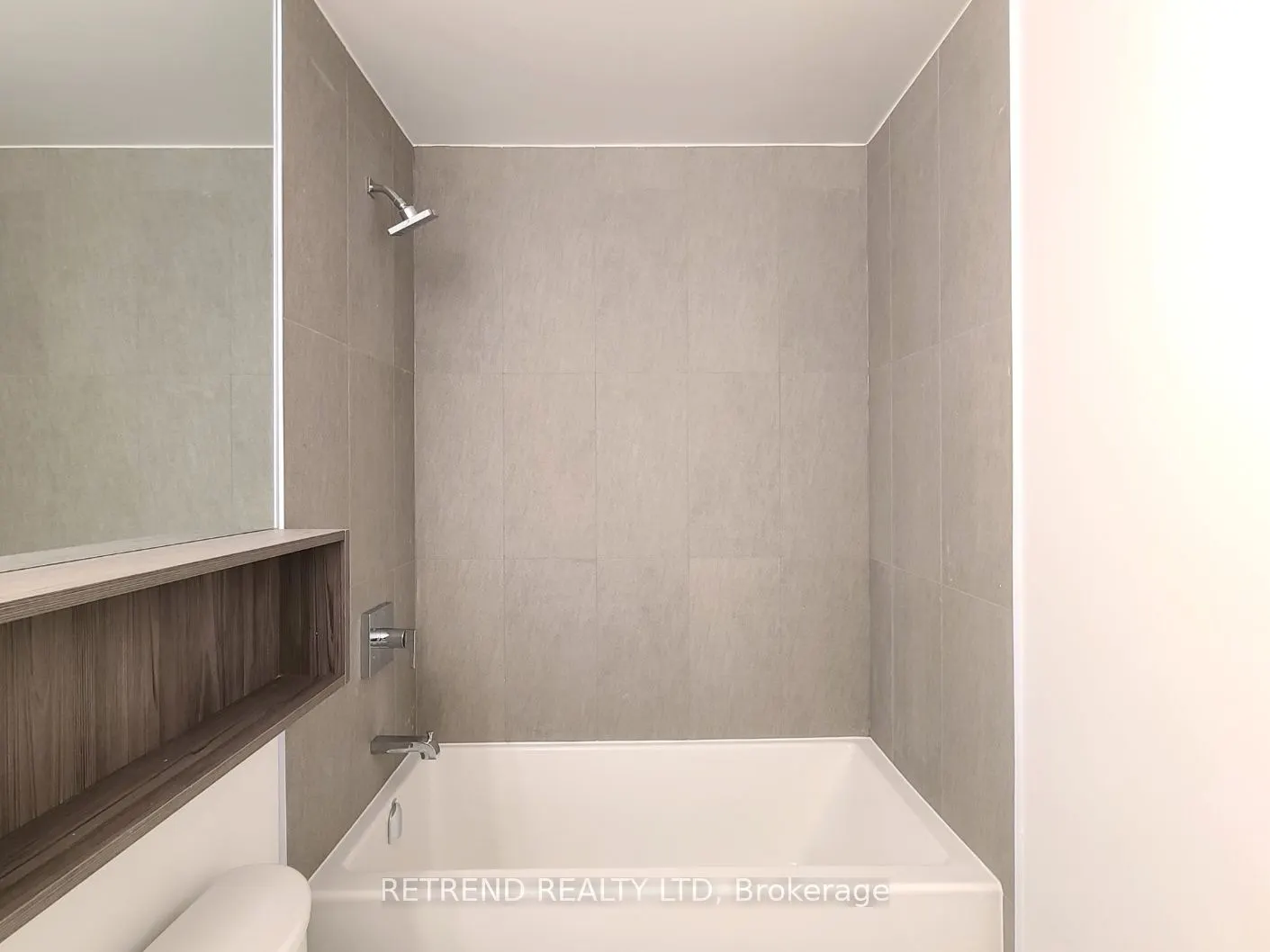 100 Dalhousie Street, #217