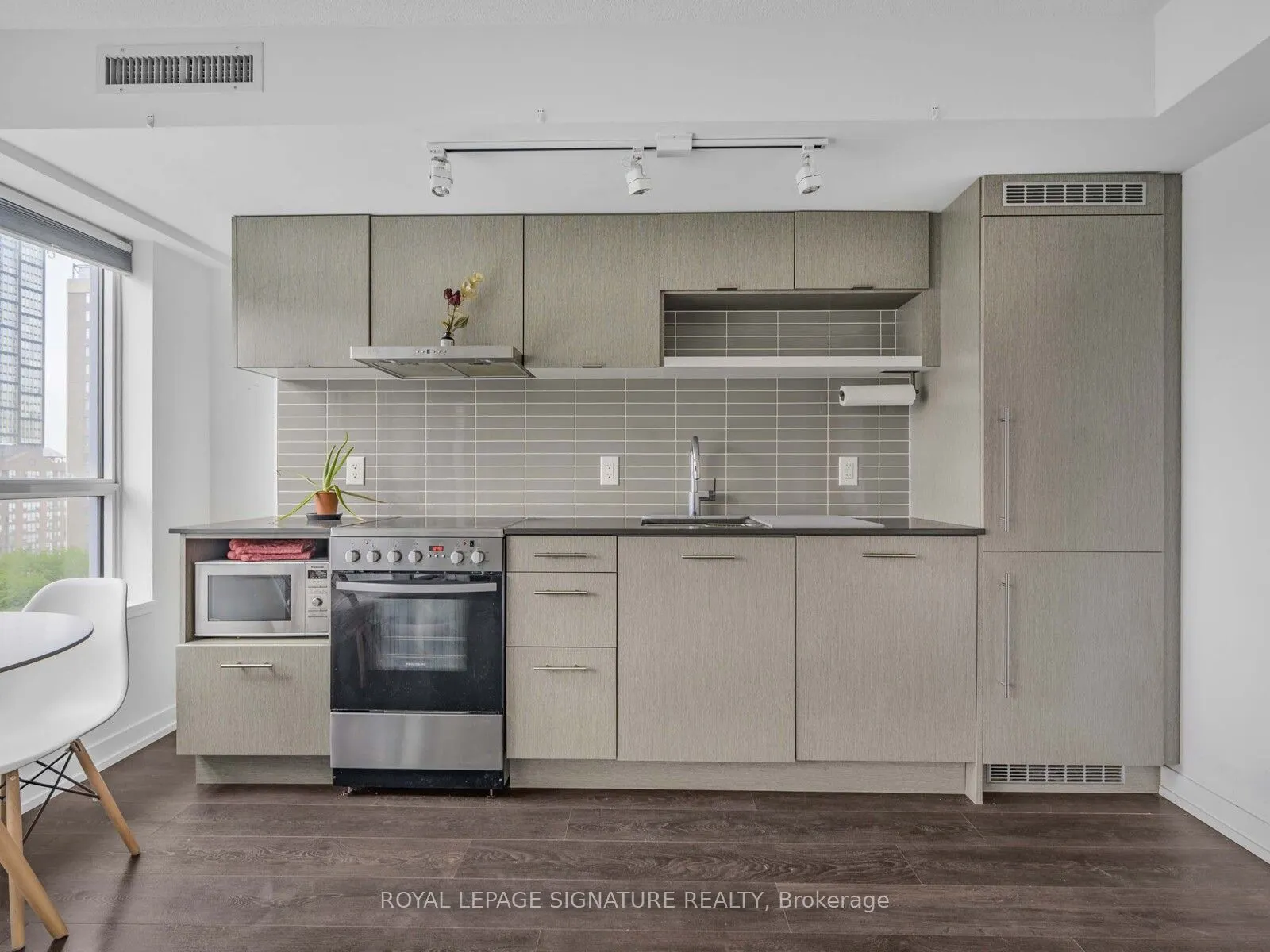 365 Church Street, #1007