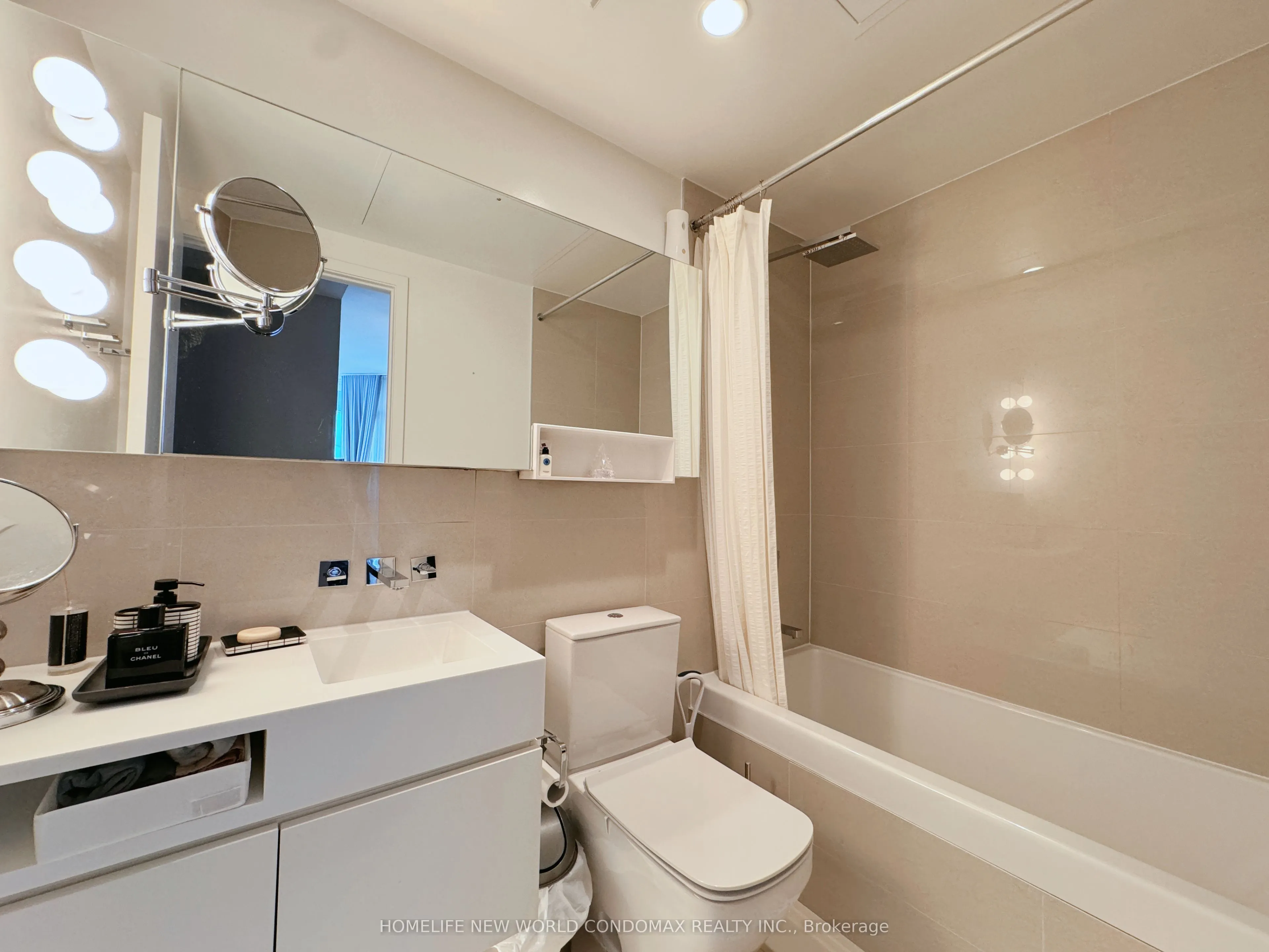 45 Charles Street, #4012