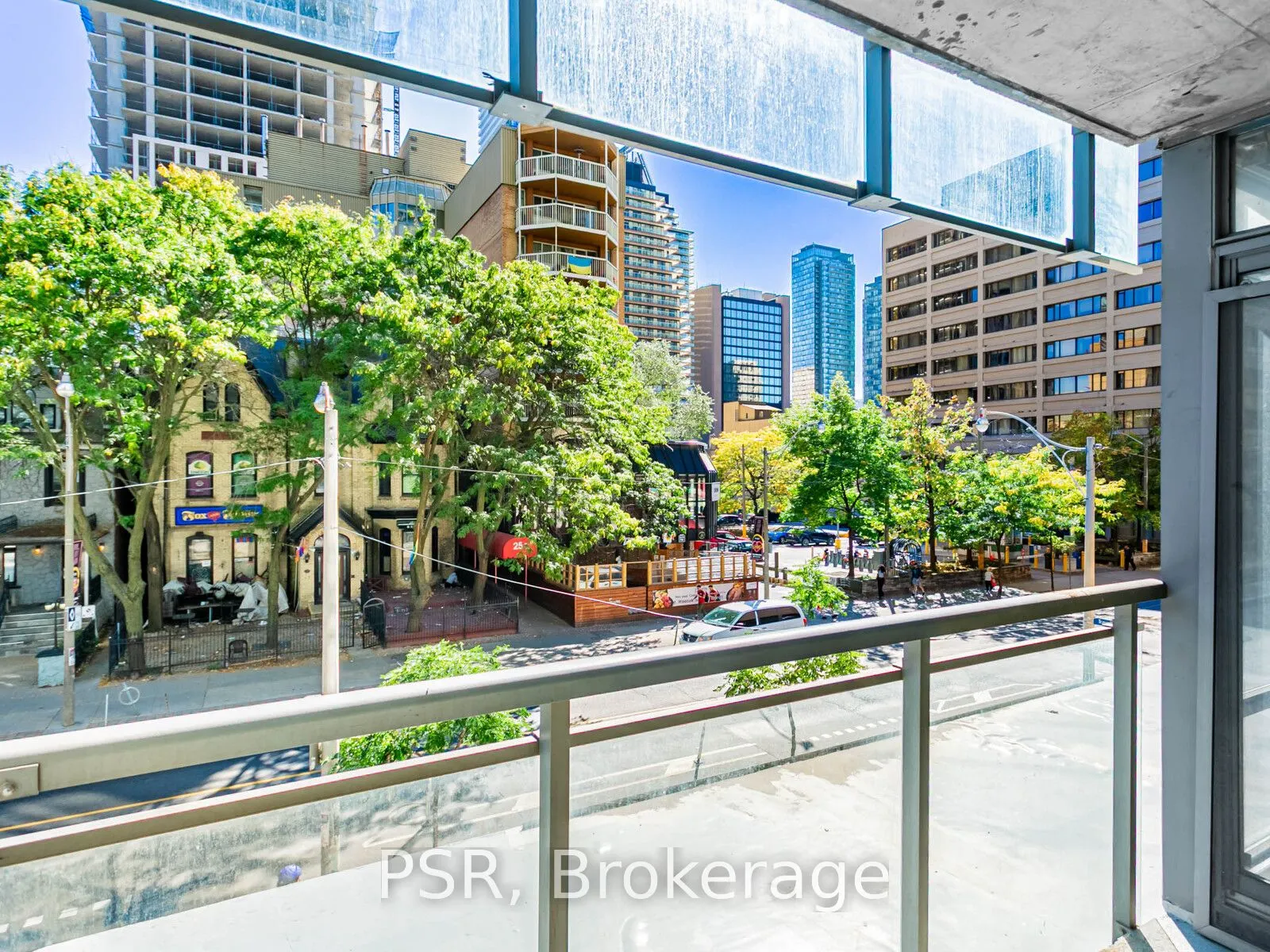 22 Wellesley Street E, #202