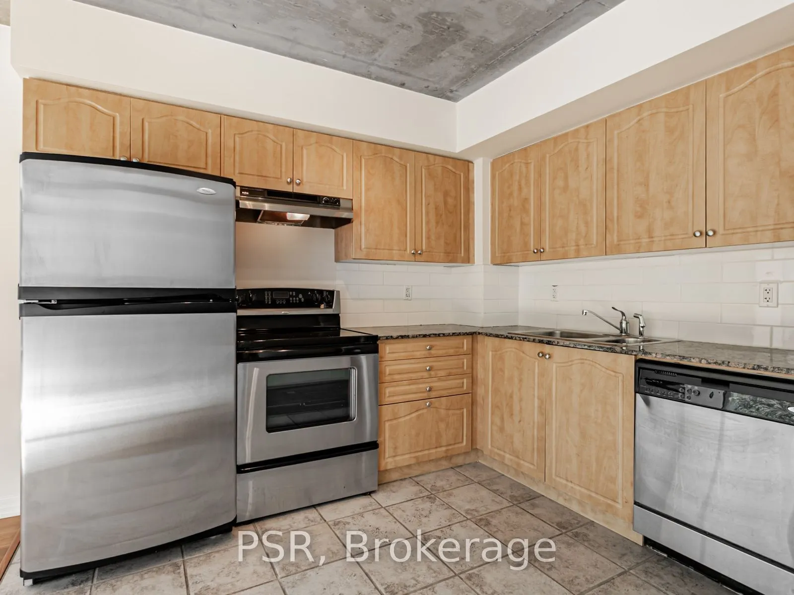 22 Wellesley Street E, #202