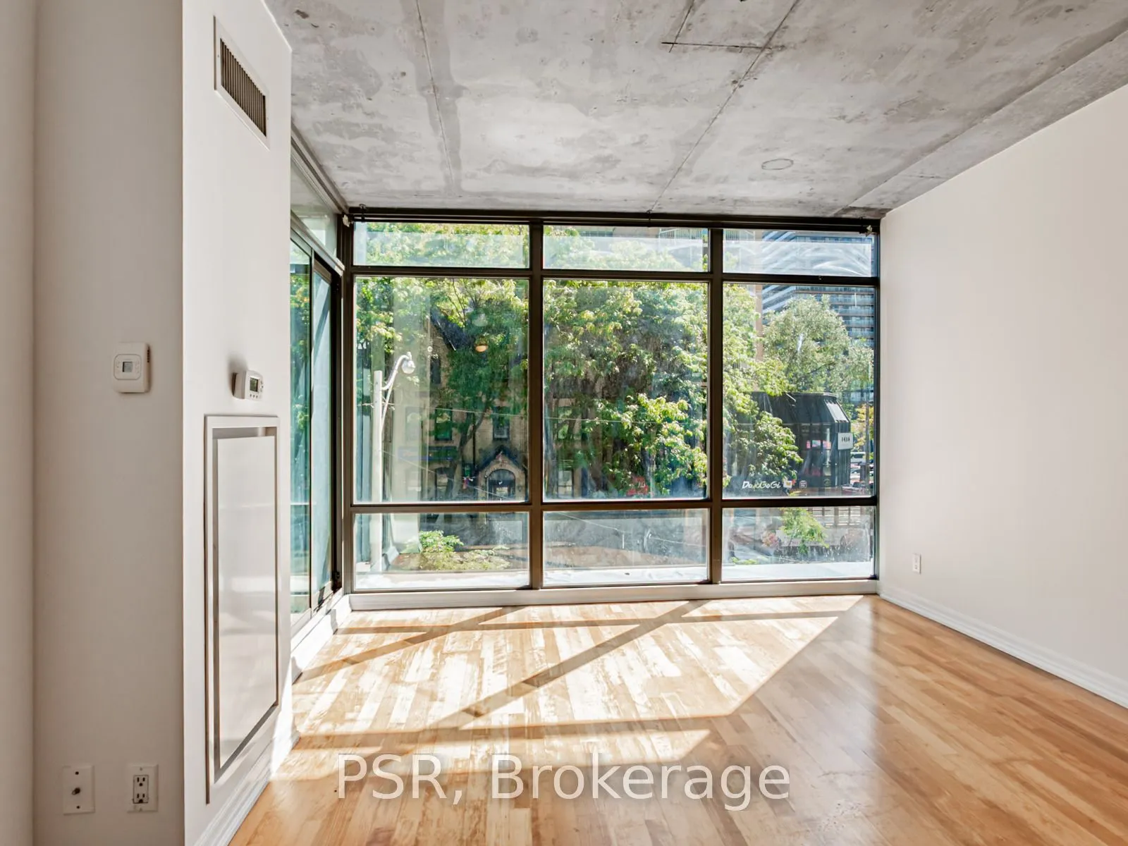 22 Wellesley Street E, #202