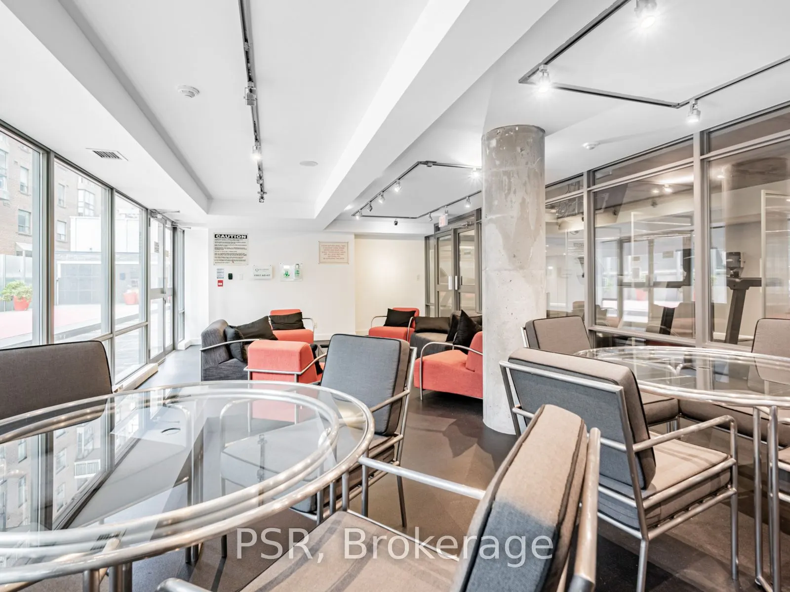 22 Wellesley Street E, #202