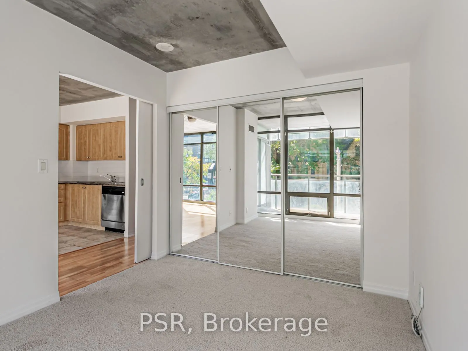 22 Wellesley Street E, #202