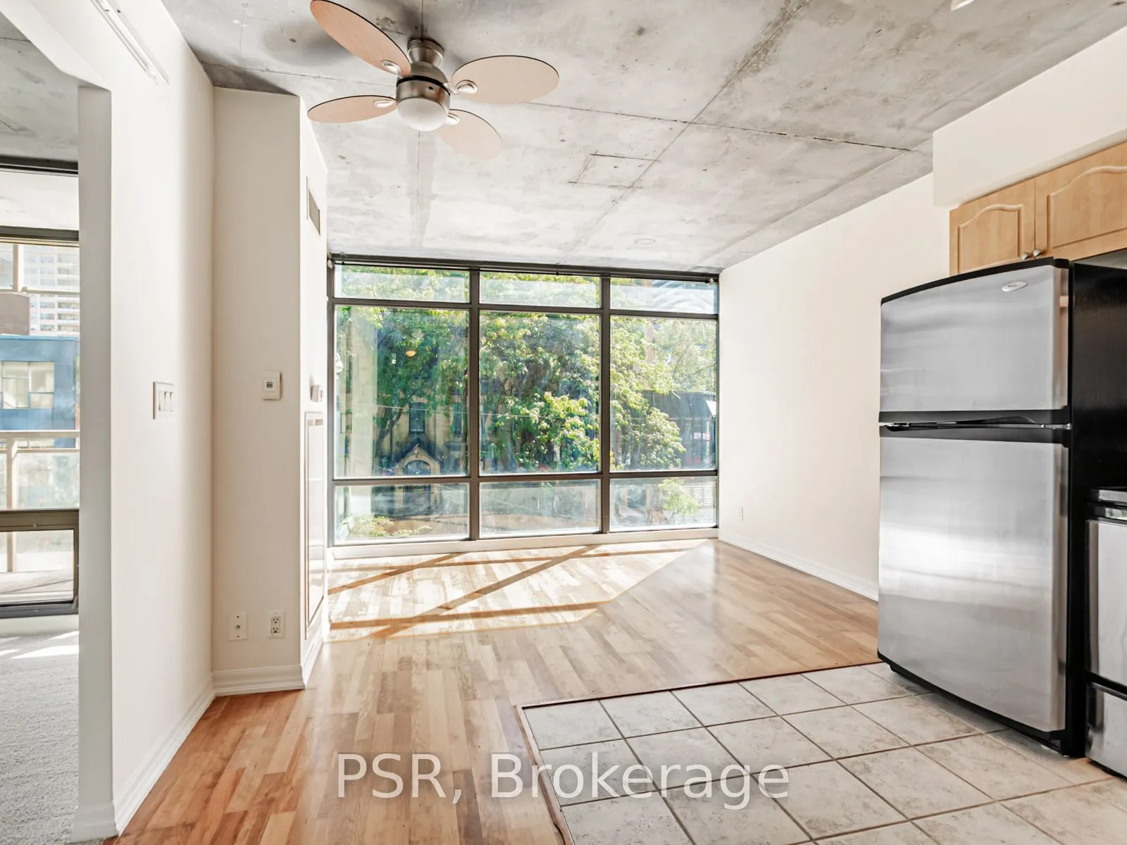 22 Wellesley Street E, #202