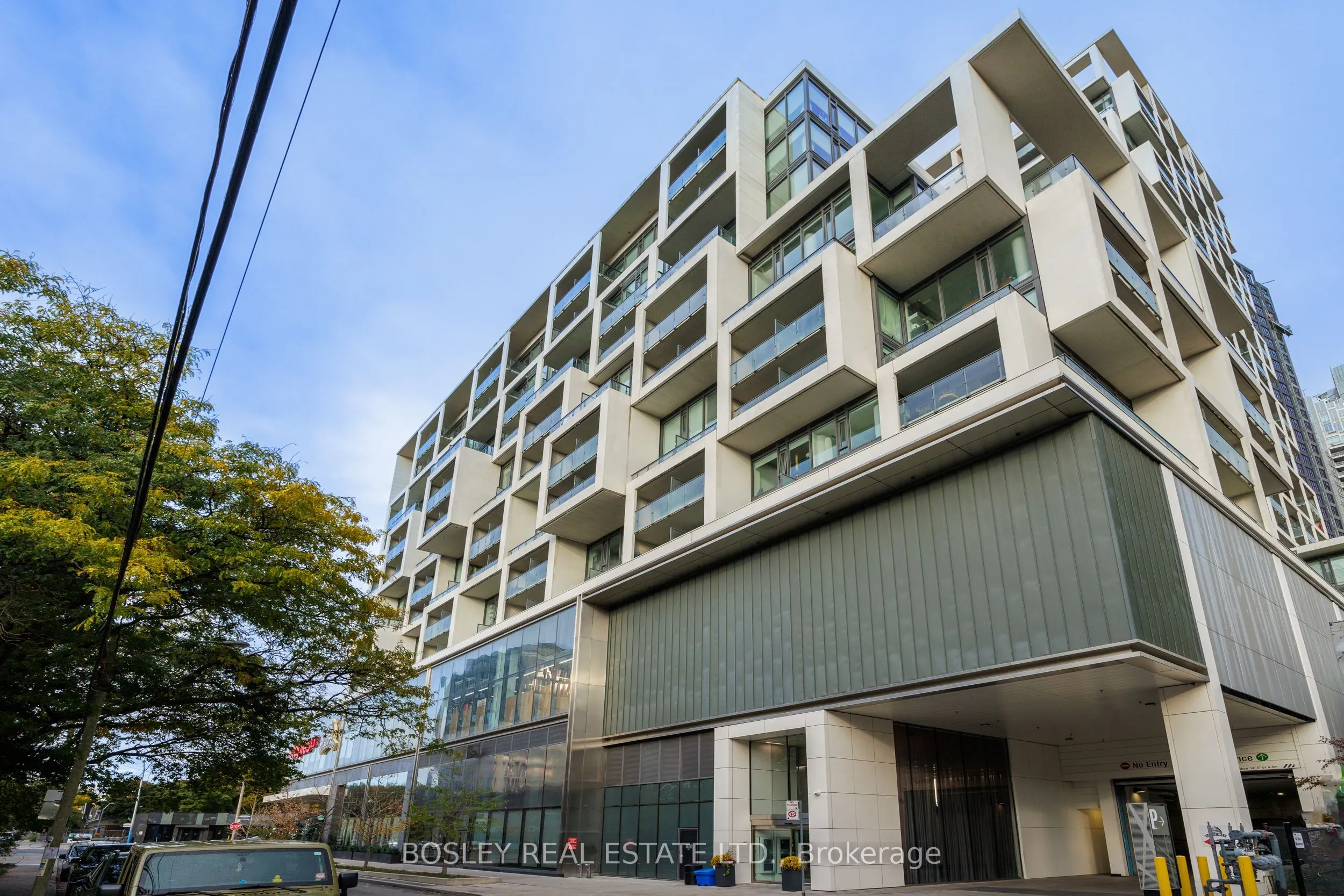 8 Hillsdale Avenue E, #932