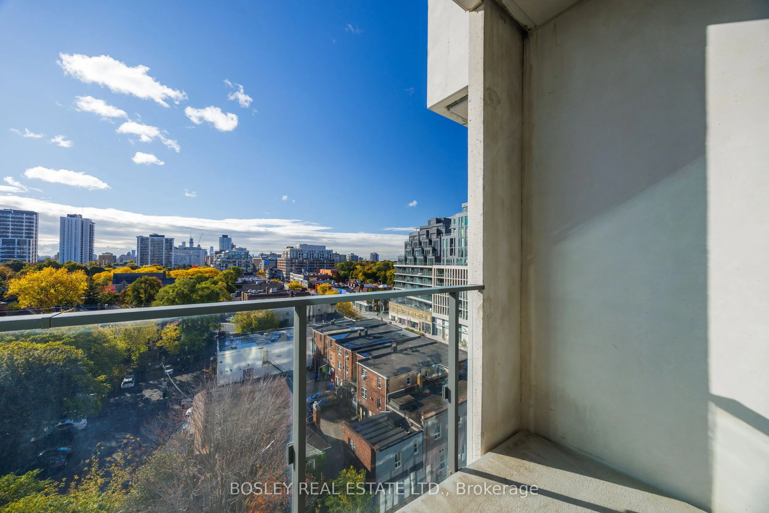 8 Hillsdale Avenue E, #932