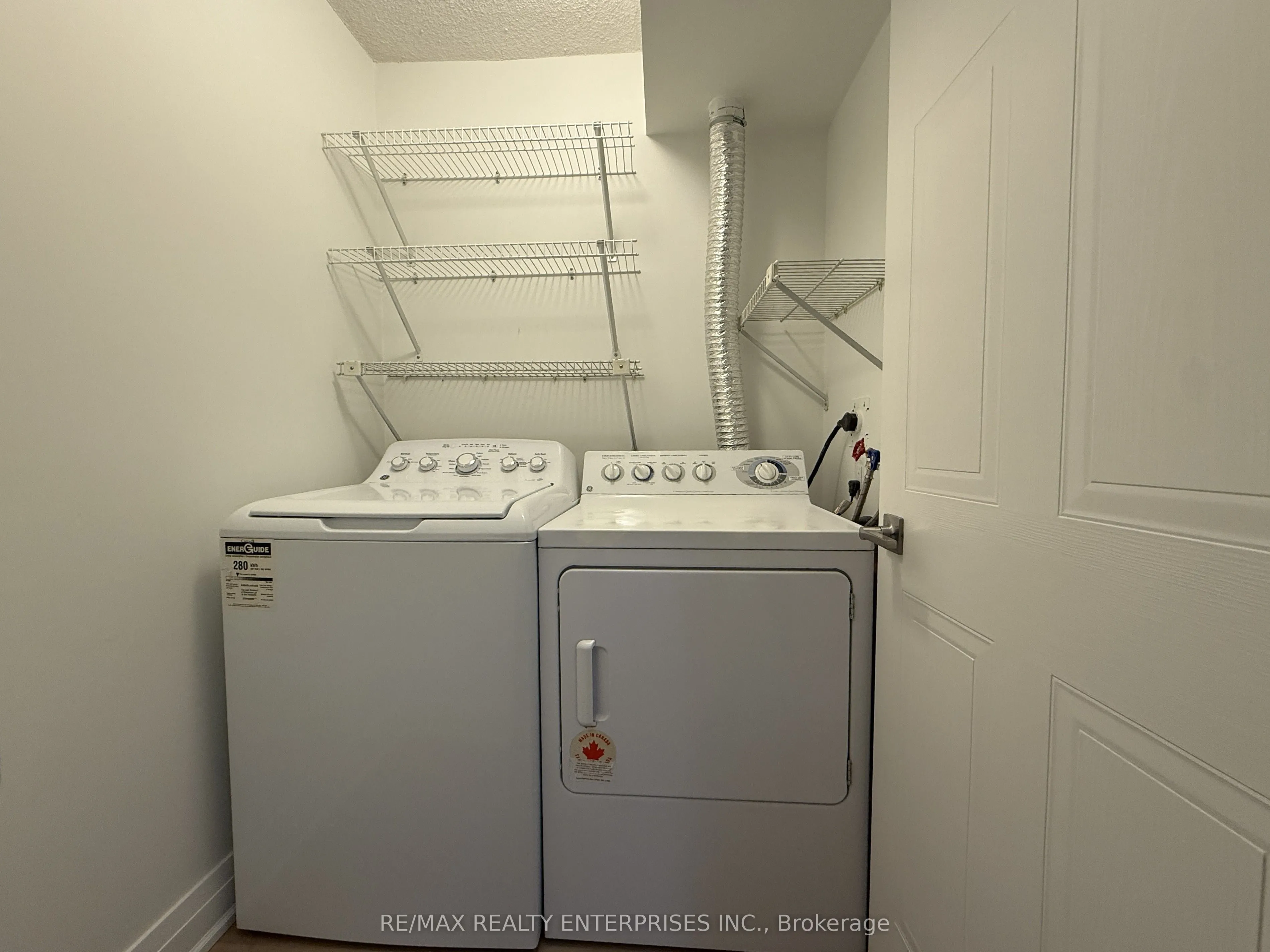 5 Kenneth Avenue, #201