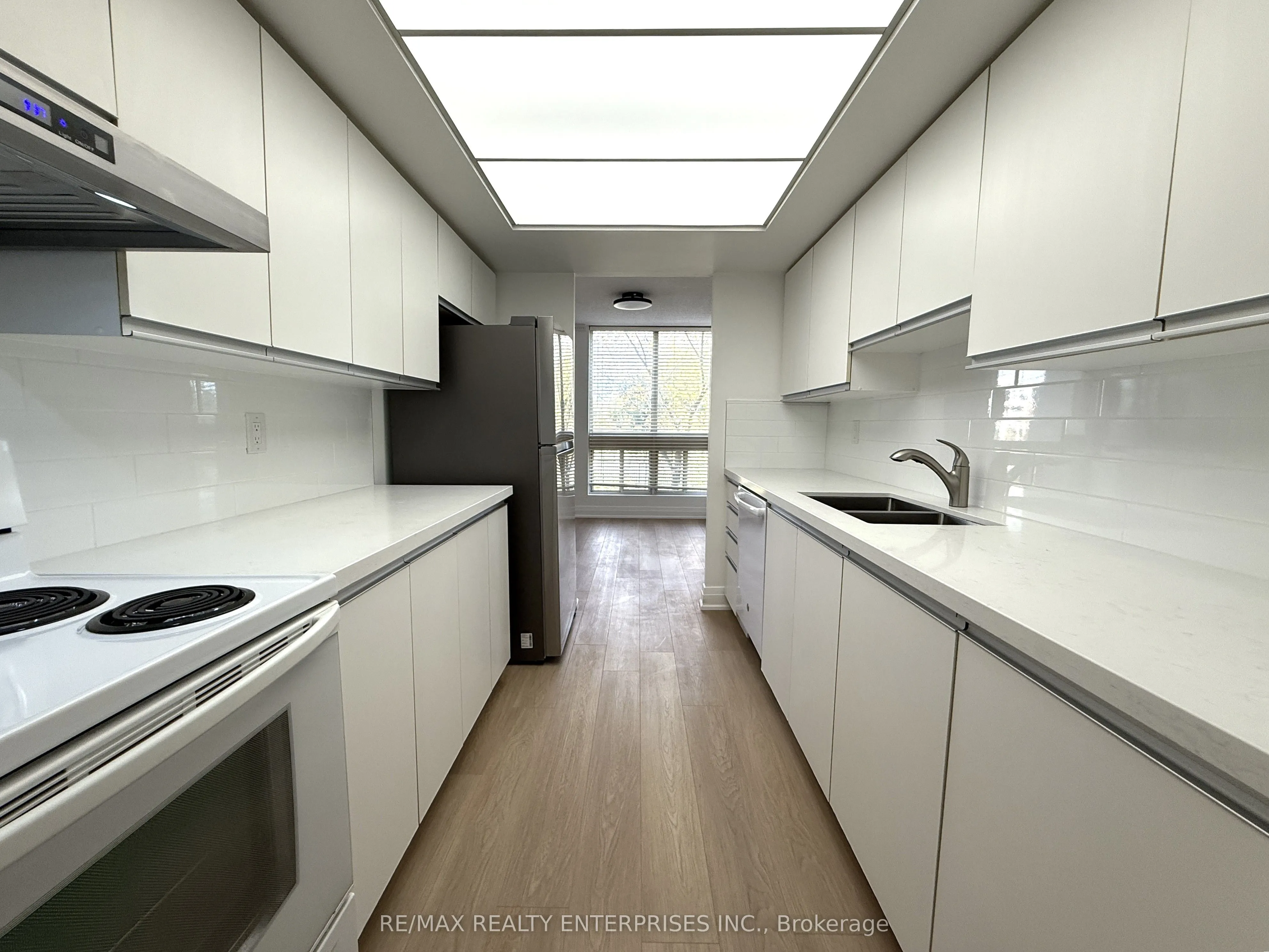 5 Kenneth Avenue, #201