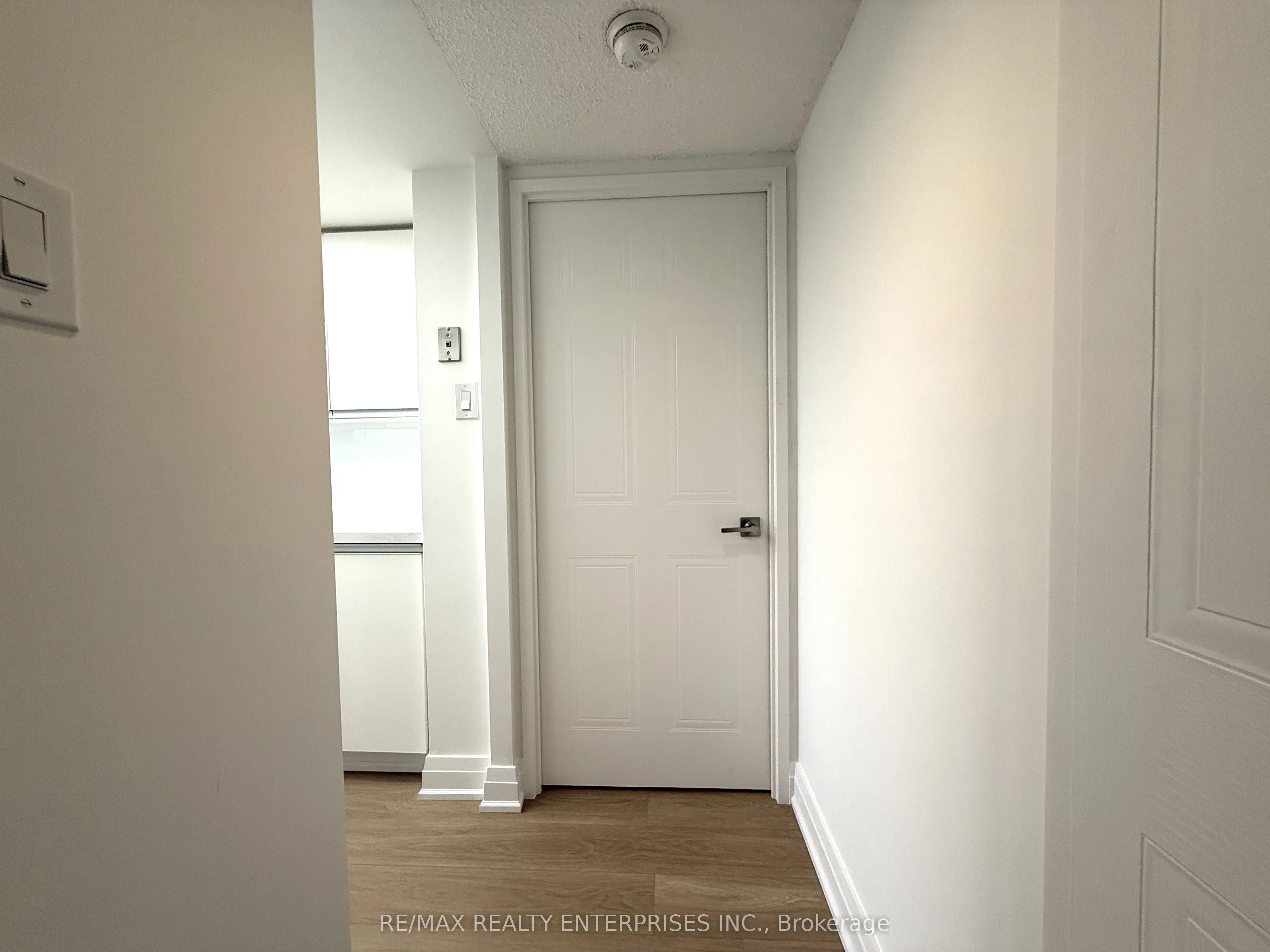 5 Kenneth Avenue, #201