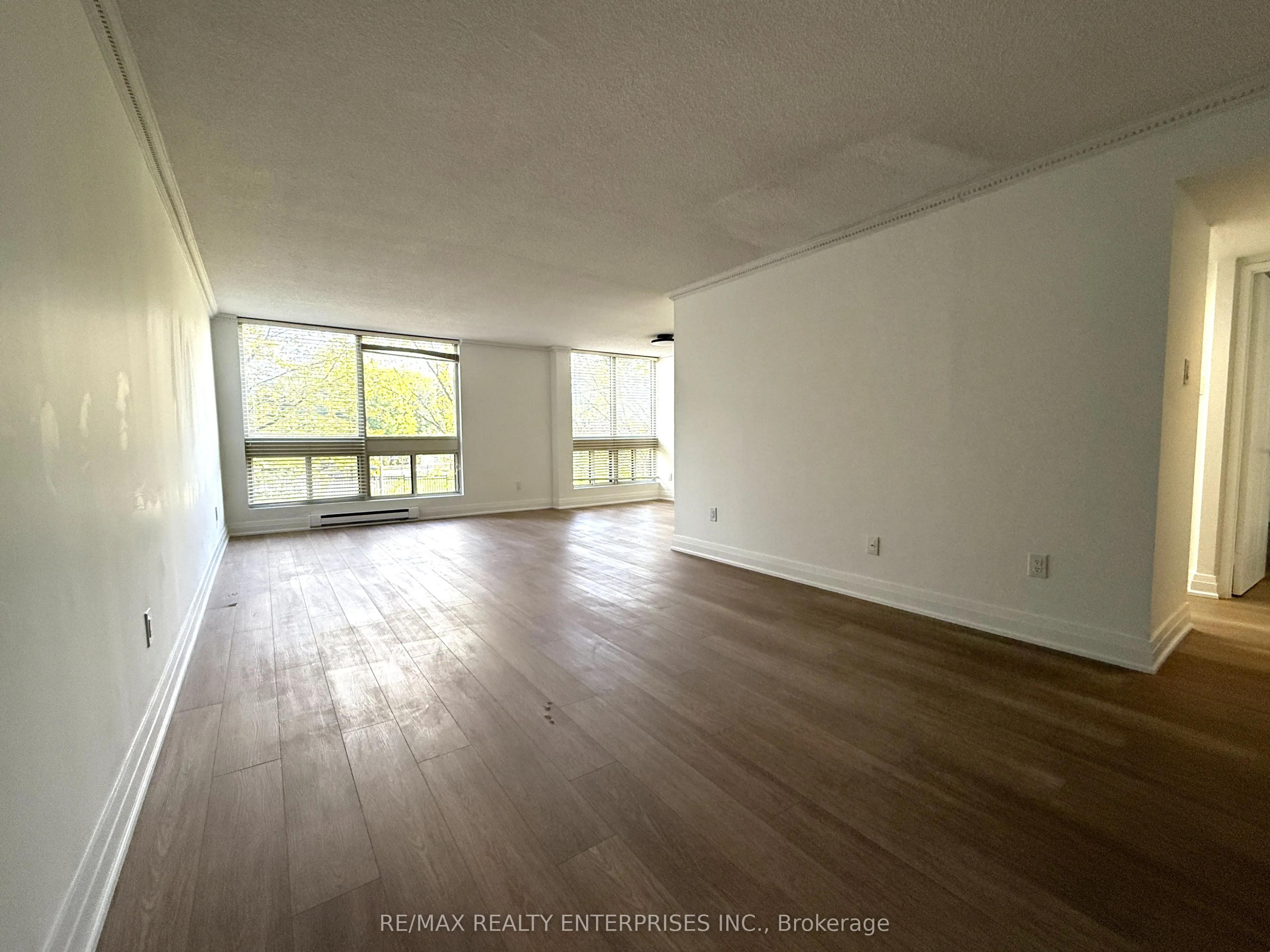 5 Kenneth Avenue, #201