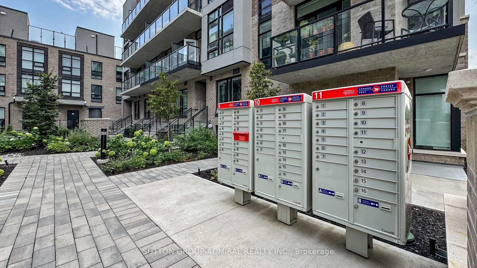 851 Sheppard Avenue W, #TH20