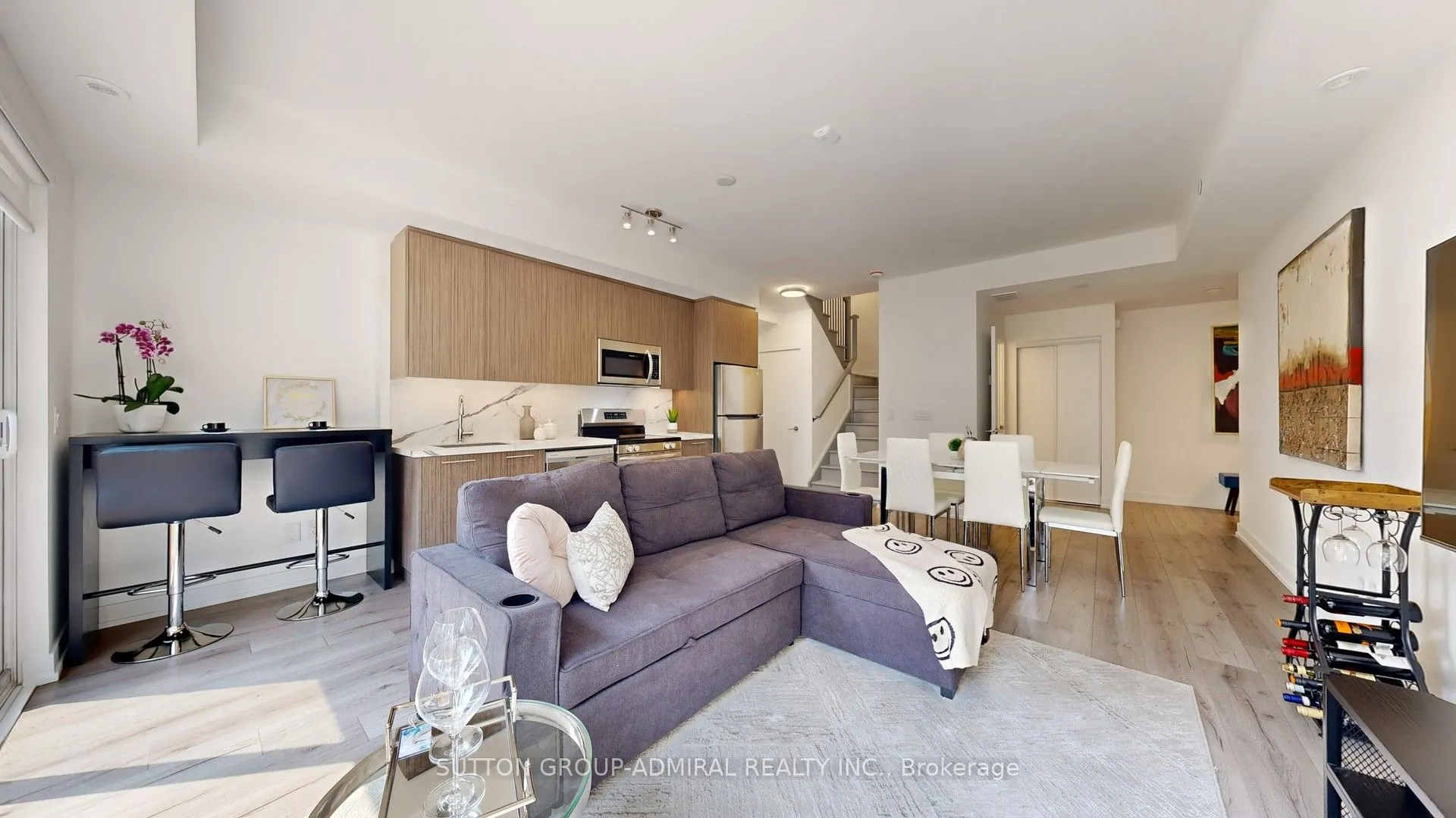 851 Sheppard Avenue W, #TH20