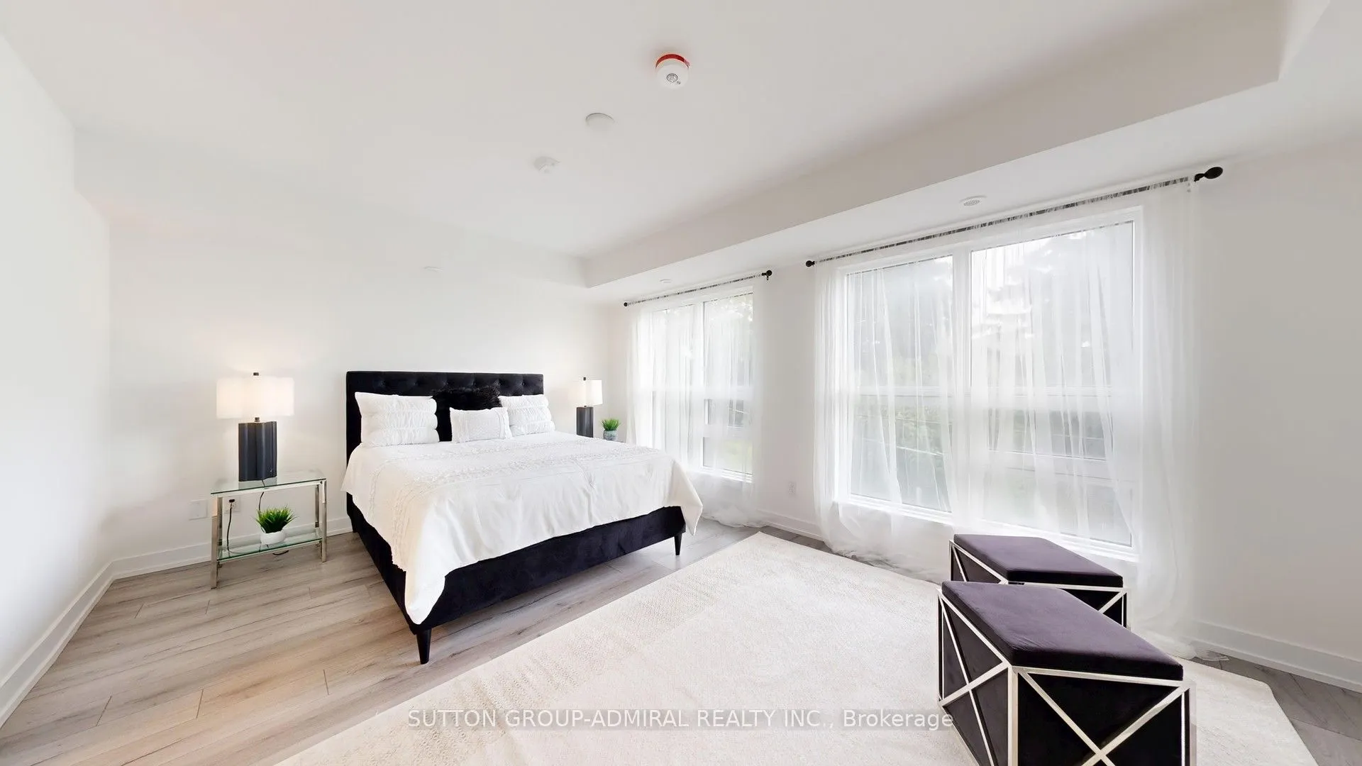 851 Sheppard Avenue W, #TH20