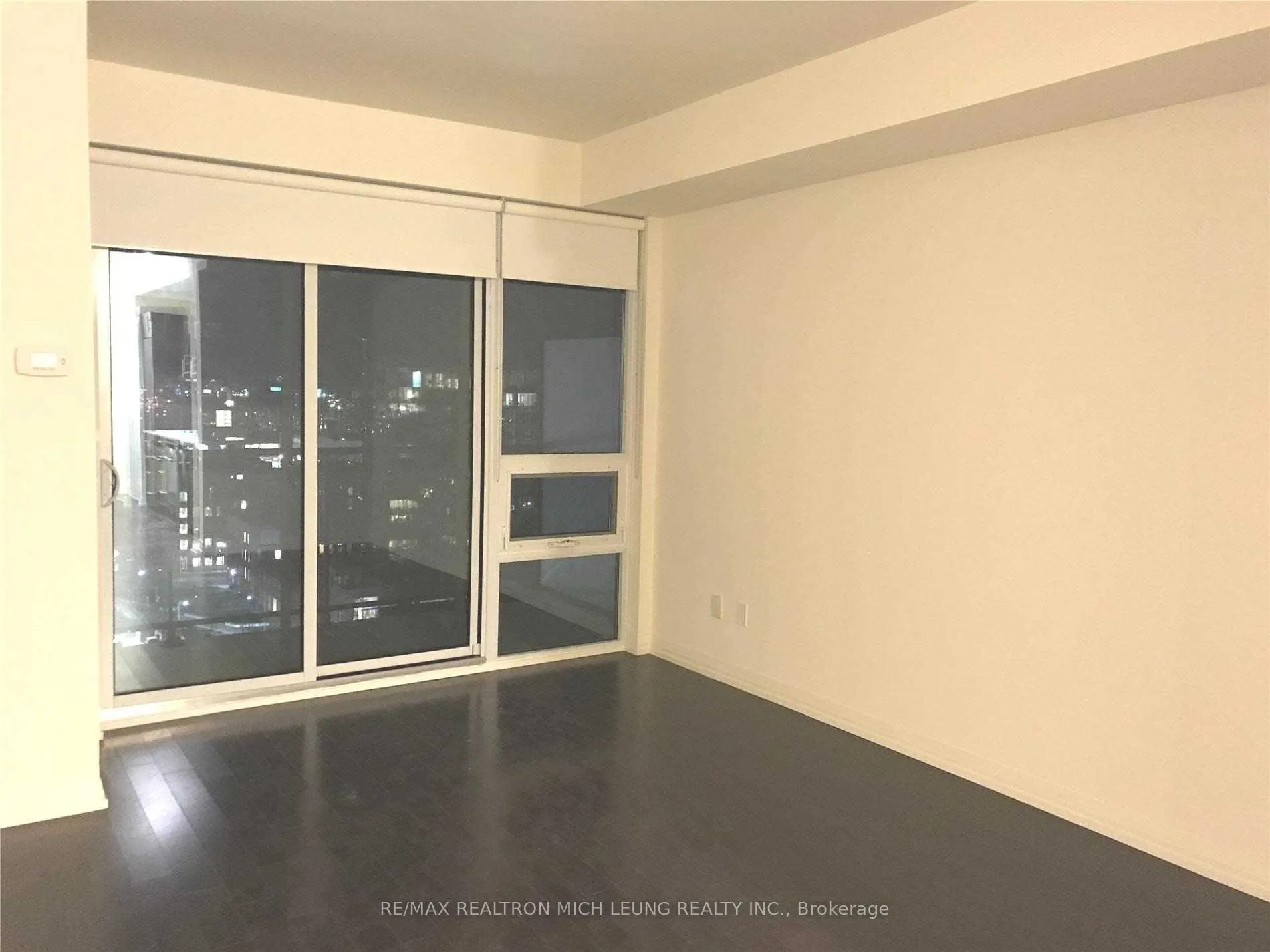 460 Adelaide Street E, #1826