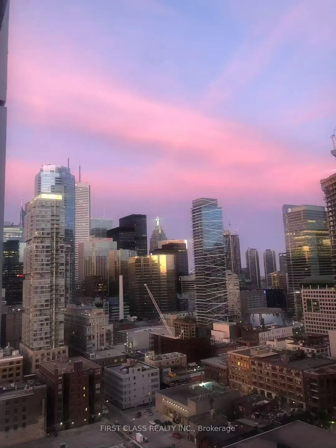 318 Richmond Street, #2408