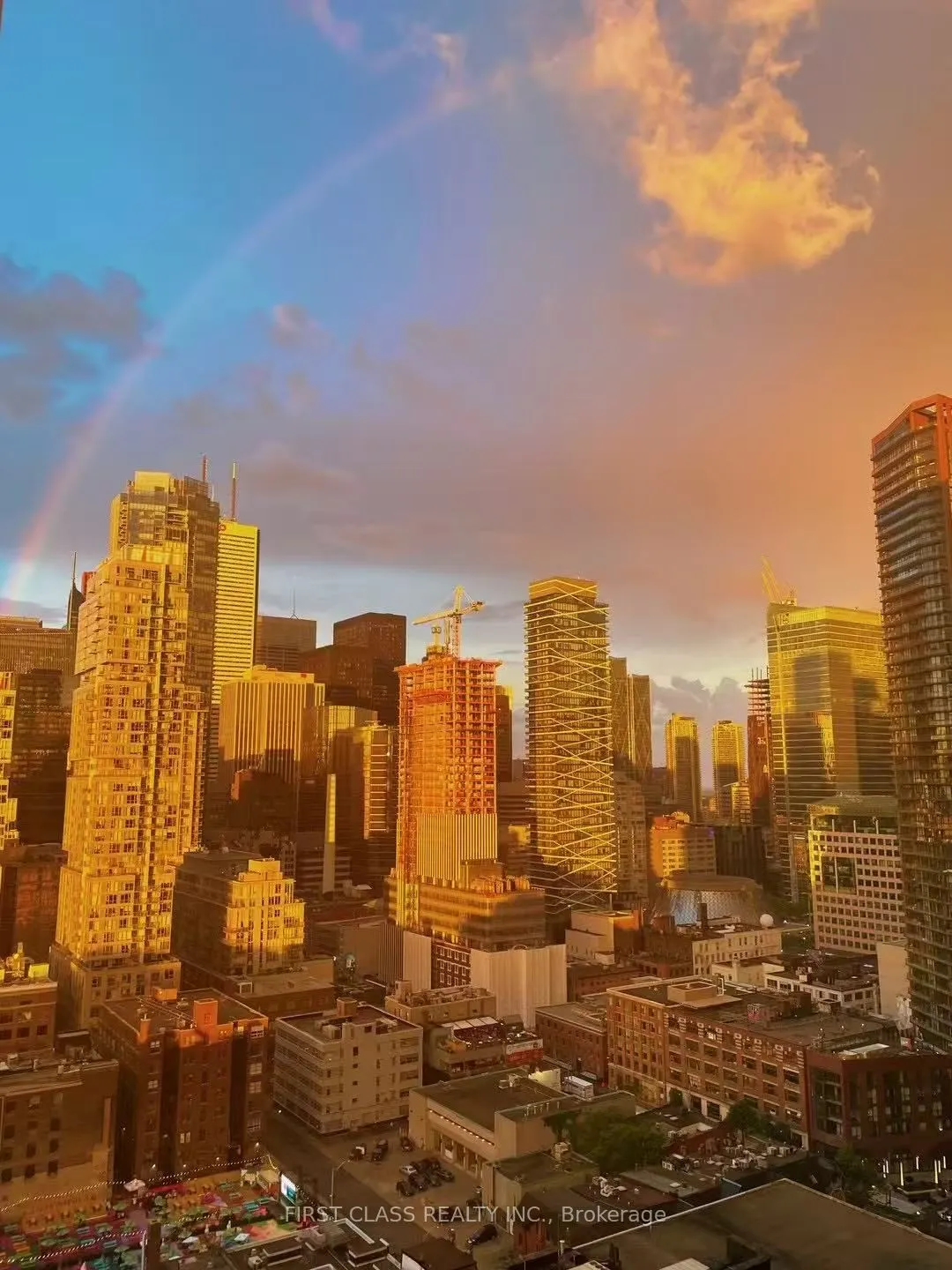 318 Richmond Street, #2408