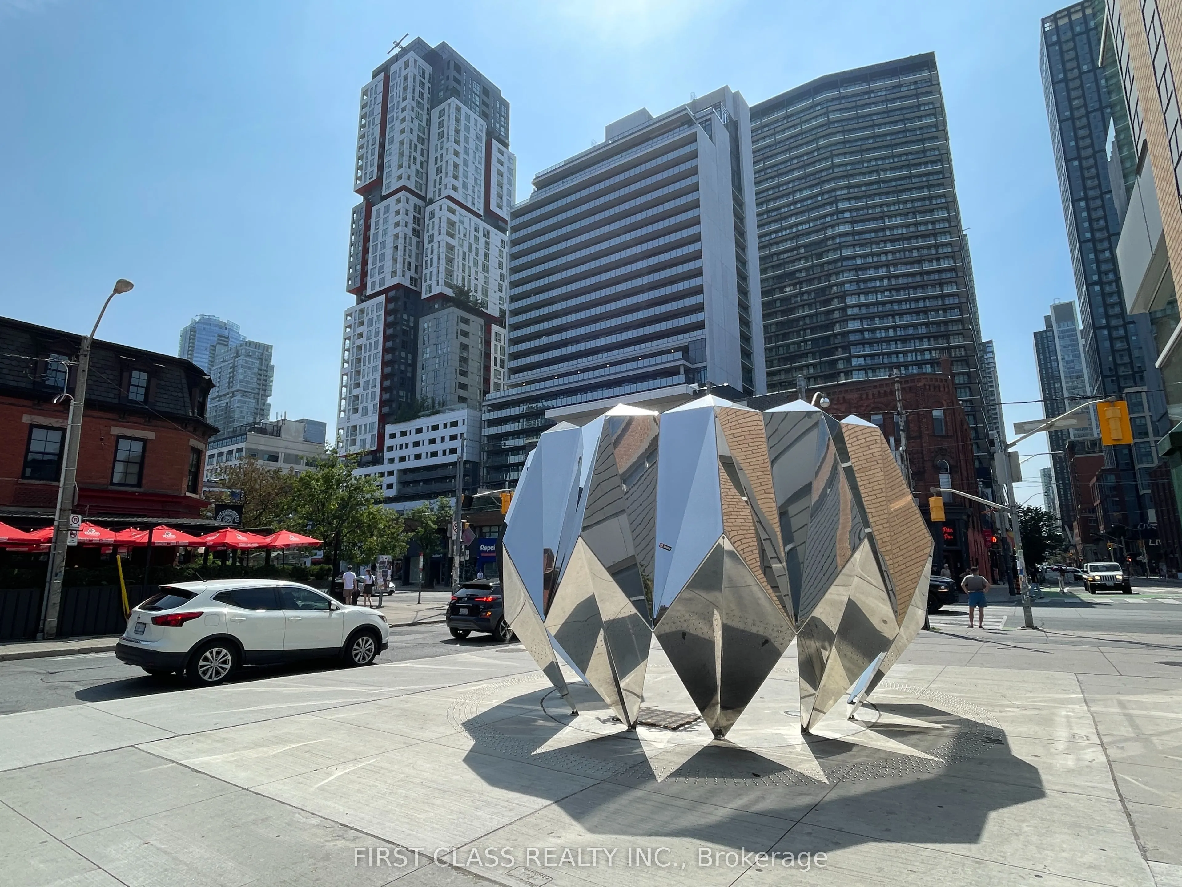 318 Richmond Street, #2408